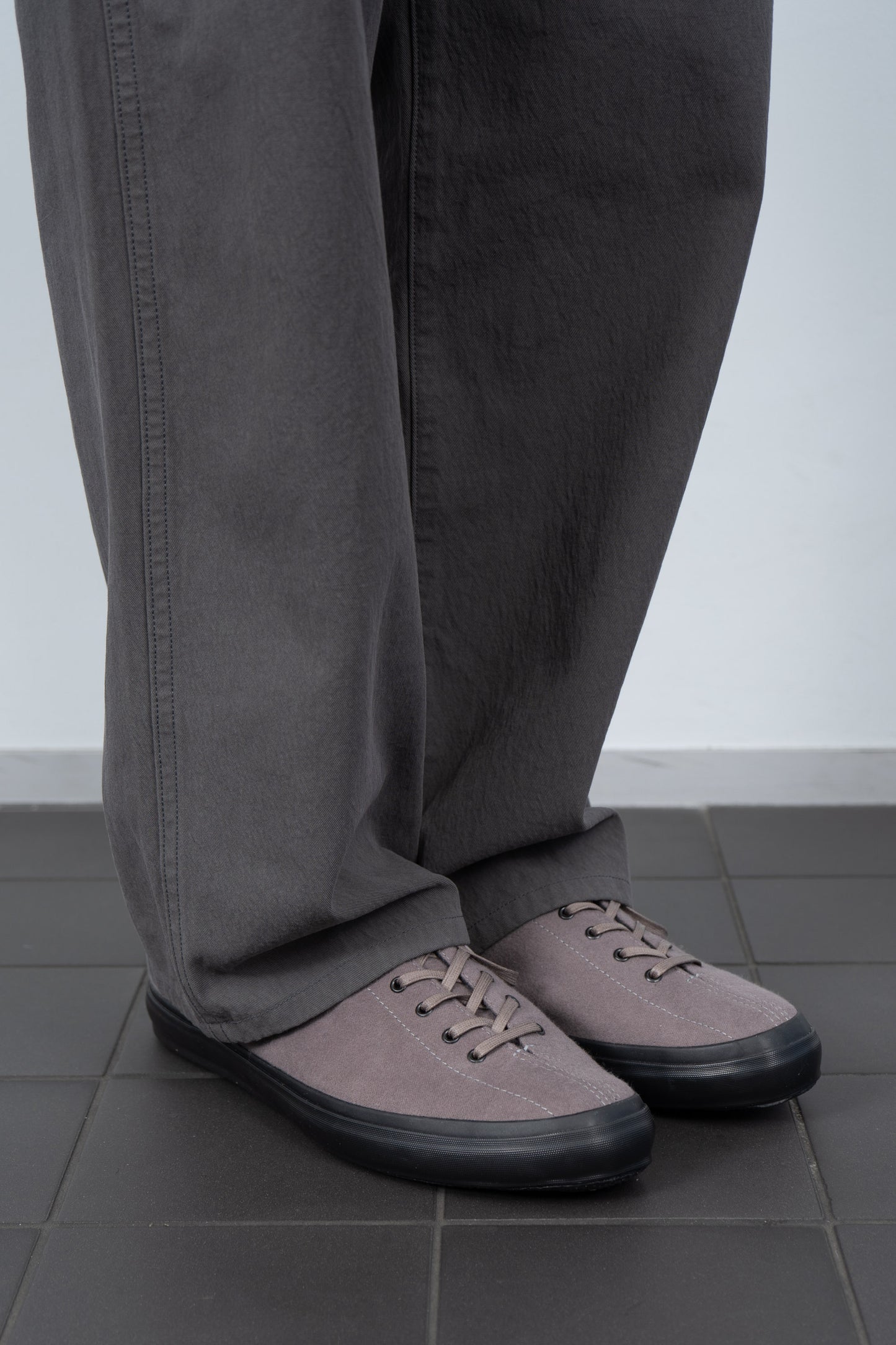 TOKIO LOW - GREY