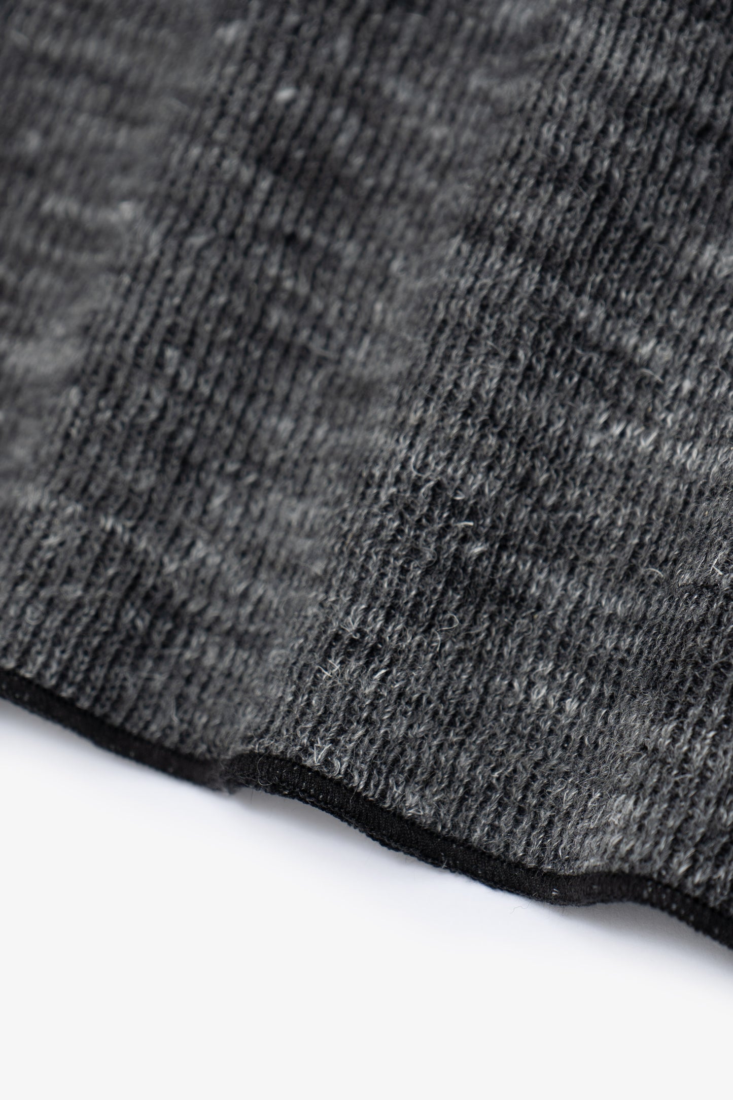 LINEN WOOL V-NECK - CHARCOAL MELANGE