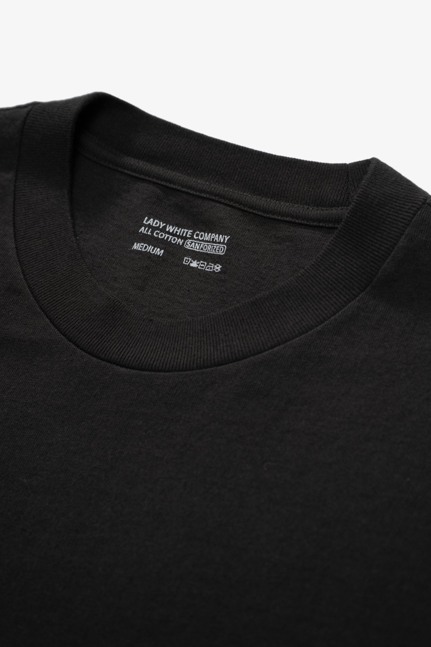 Collar detail of LW102 Municipal T-shirt in Shadow