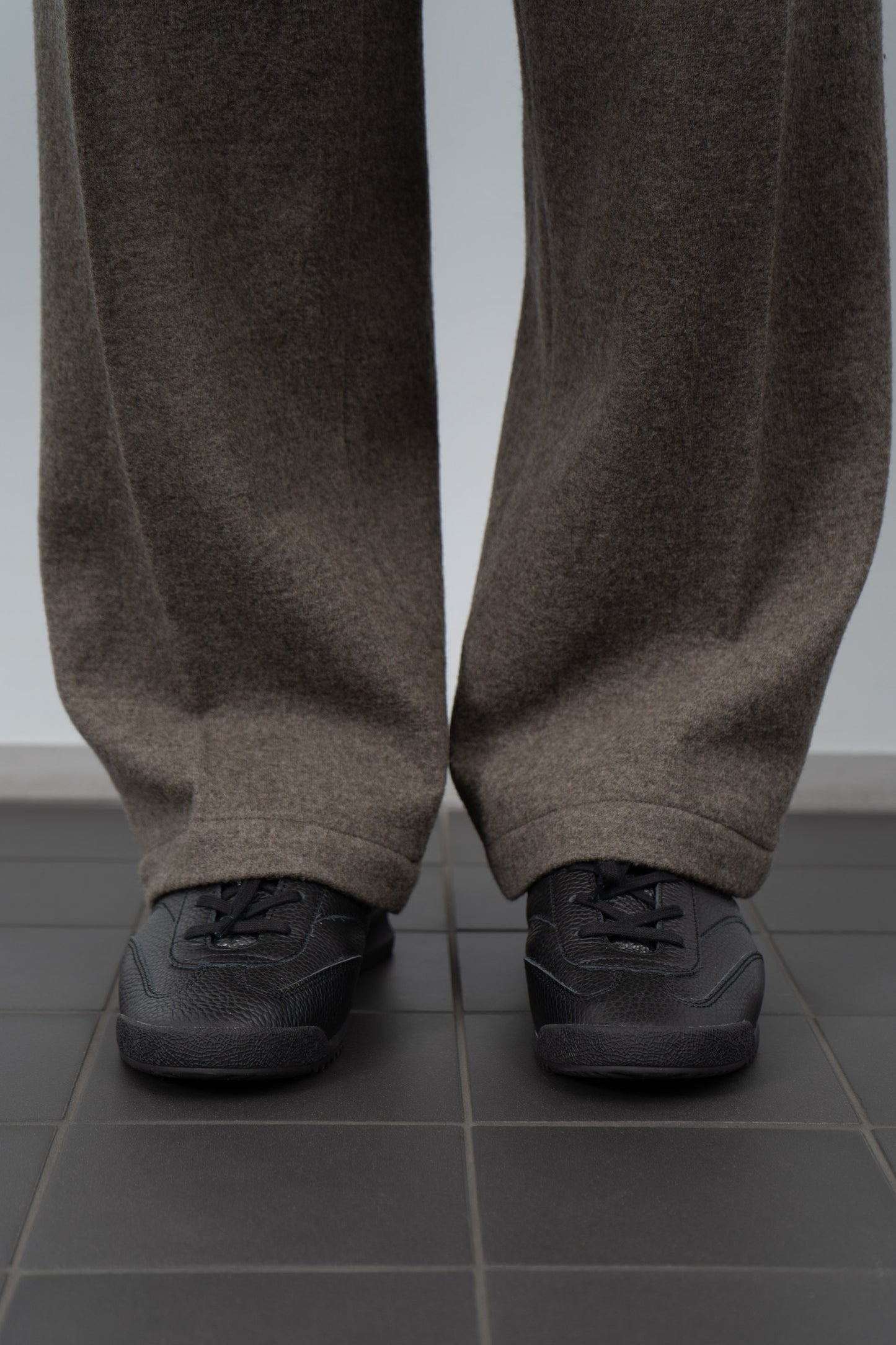 LW - C x ROF German Military Trainer - BLACK