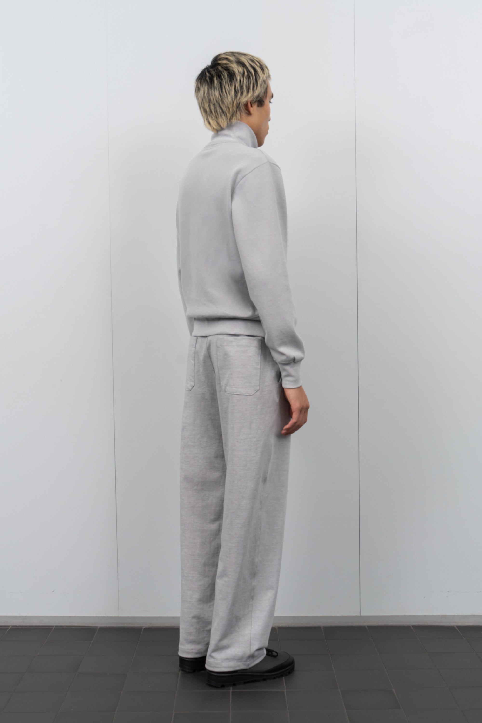 LW1100 Jersey Trouser in Pigment Chalk on a model