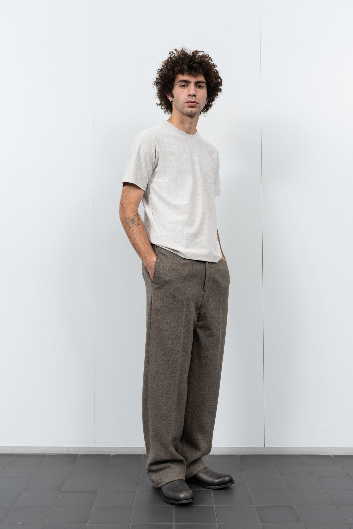CRATER WOOL TROUSER - CEMENT
