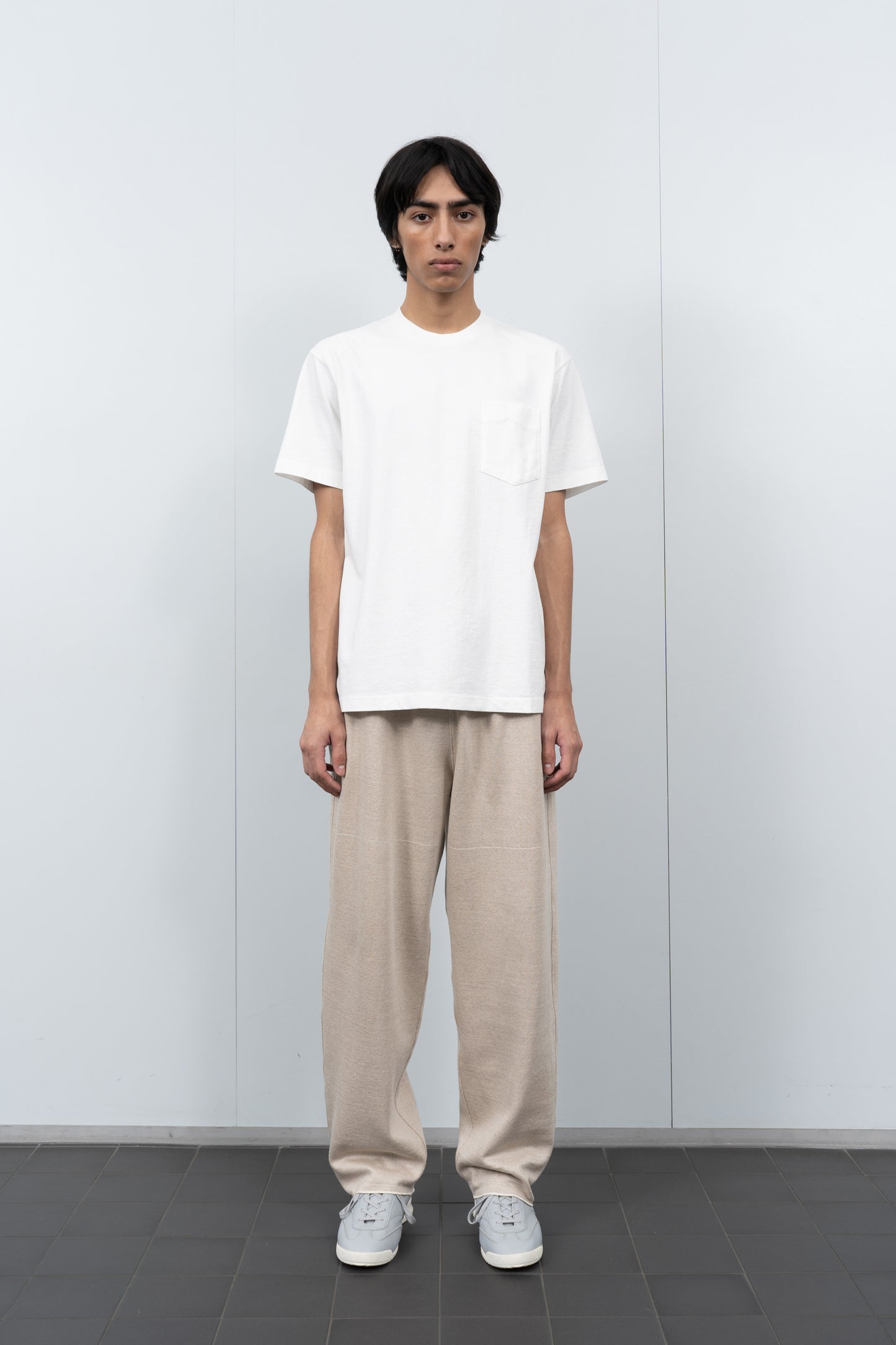 LW1120 Balta Pocket T-shirt in White on a model