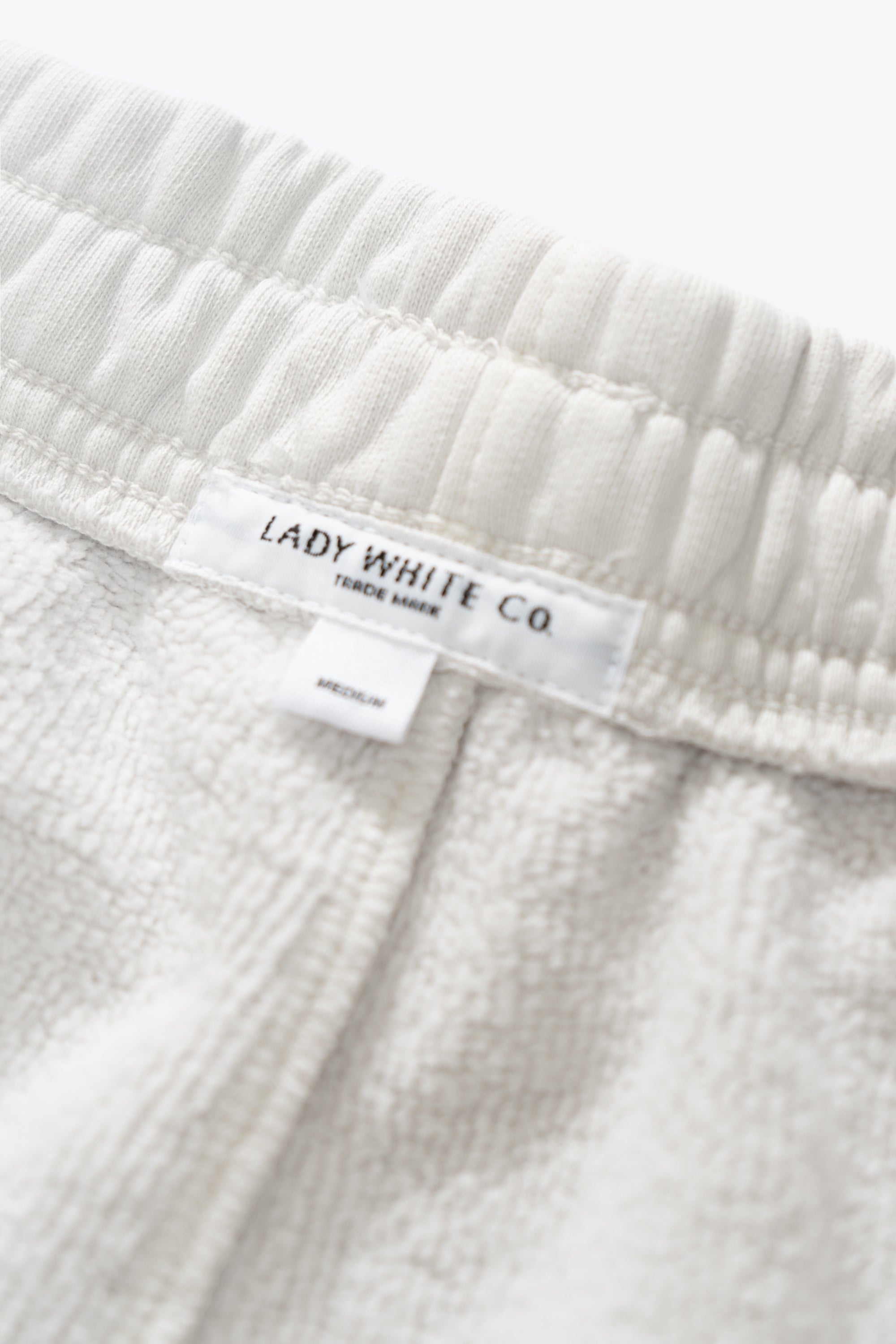 Waistband detail of LW1144M Midweight Sweatpants in Off White
