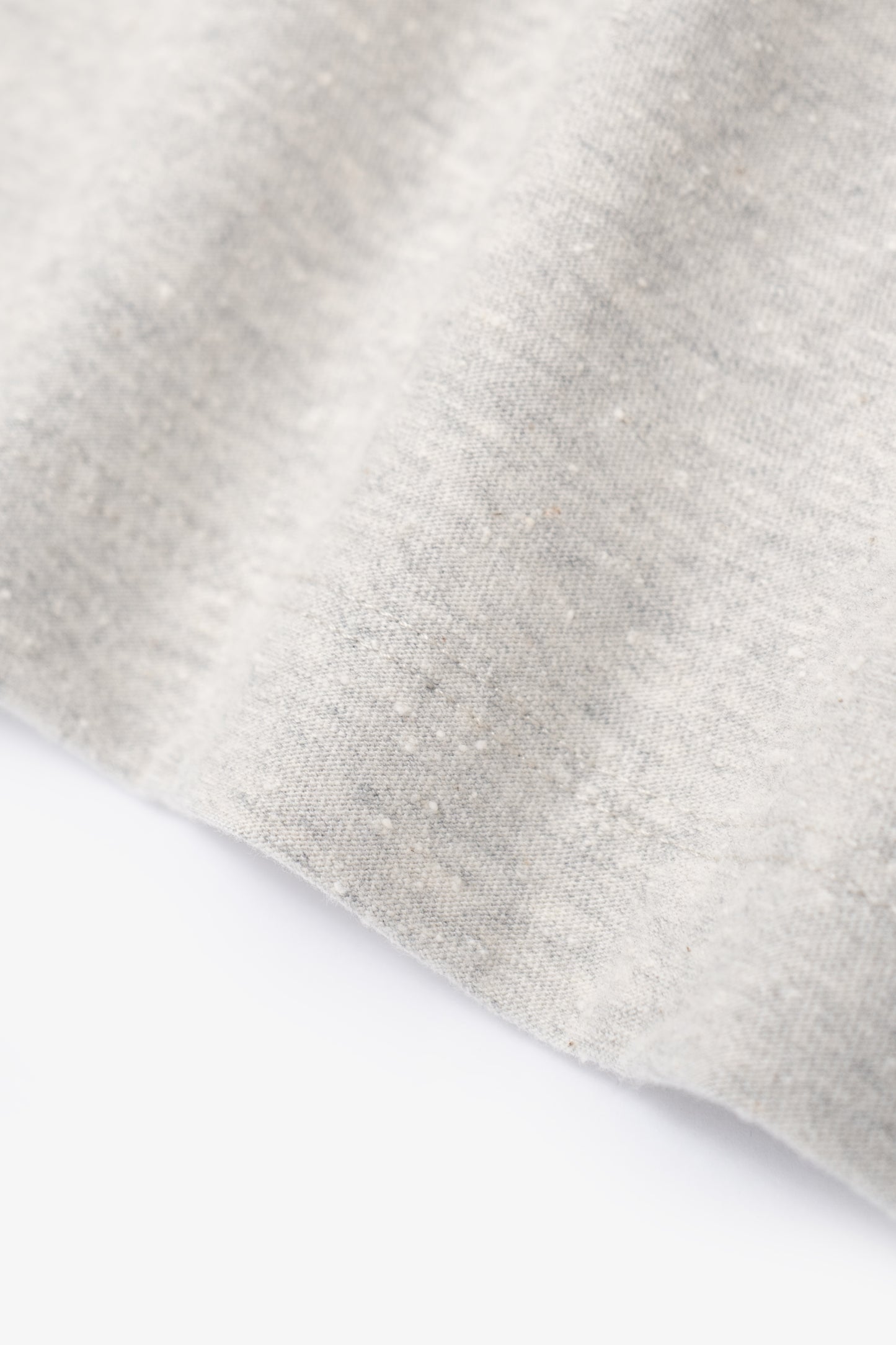 Fabric ripple detail of LW160 Nep T-shirt