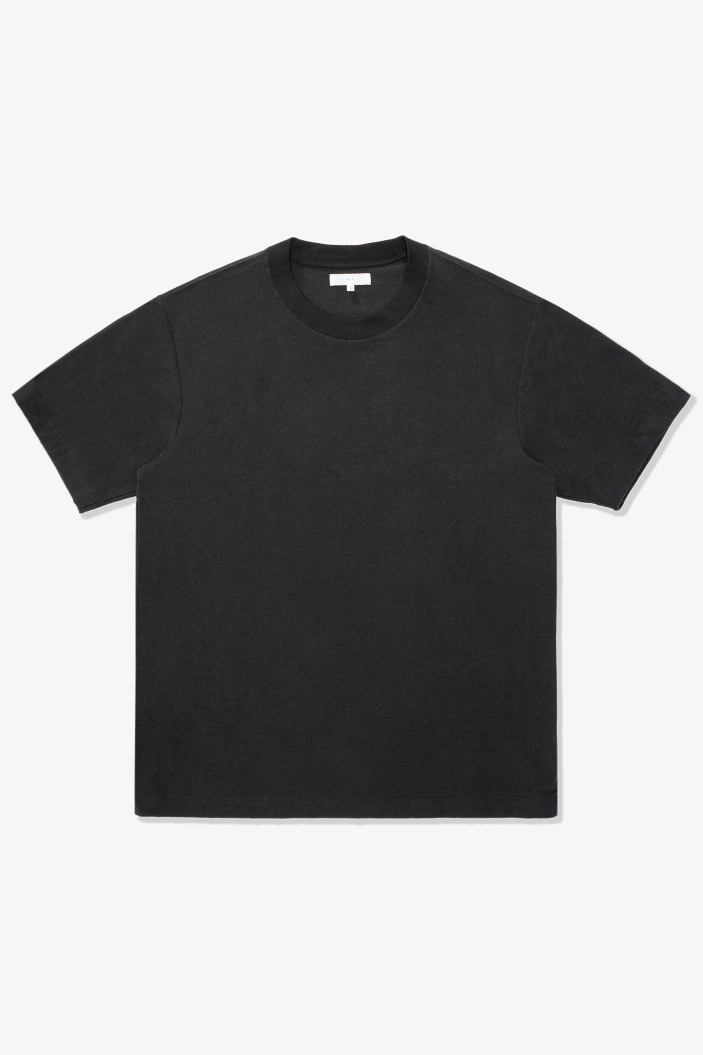 Full-length flat-lay photo of LW160 Nep T-shirt