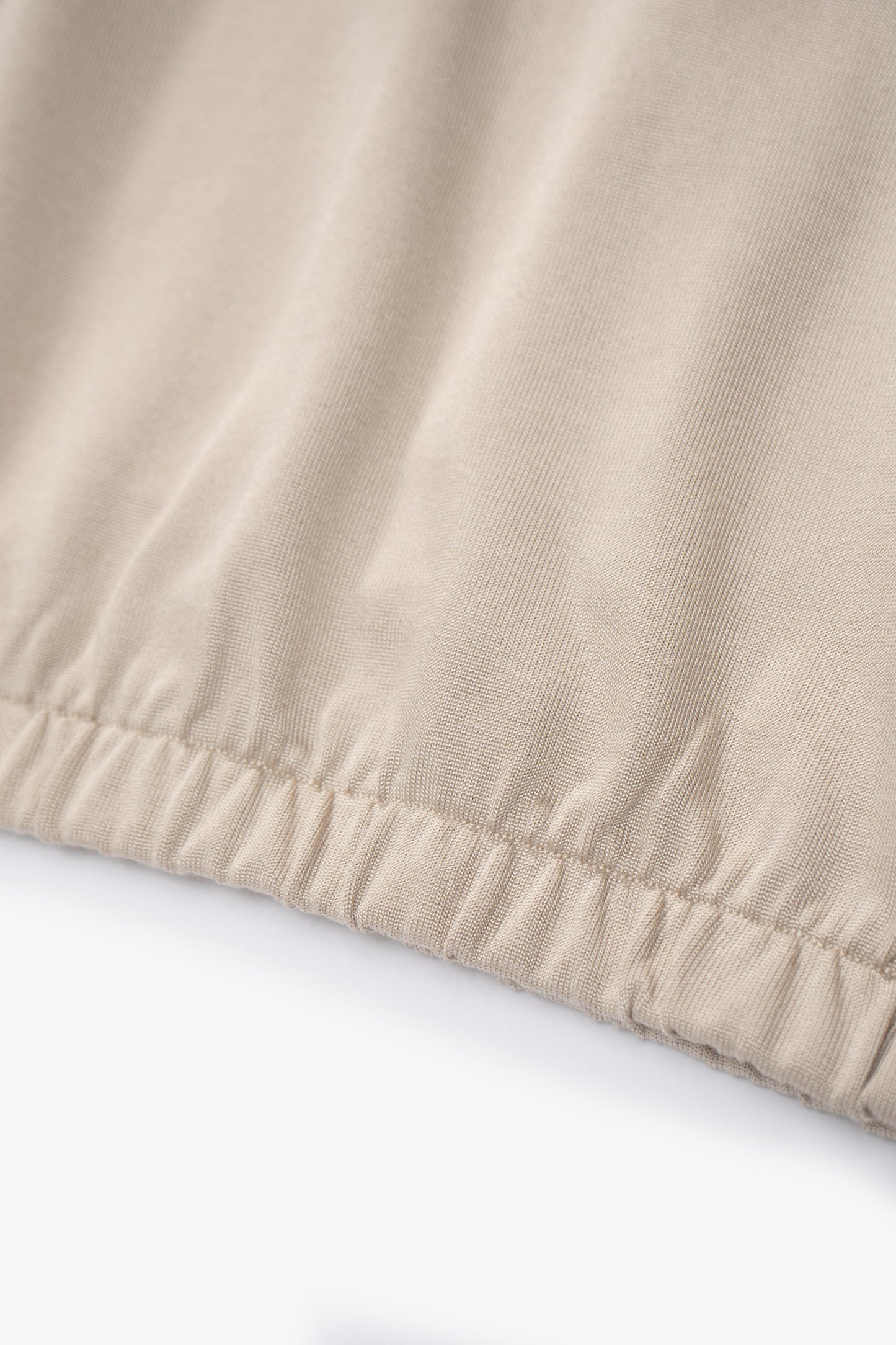 Hem detail of LW432CR CR Richmond Polo in Off White