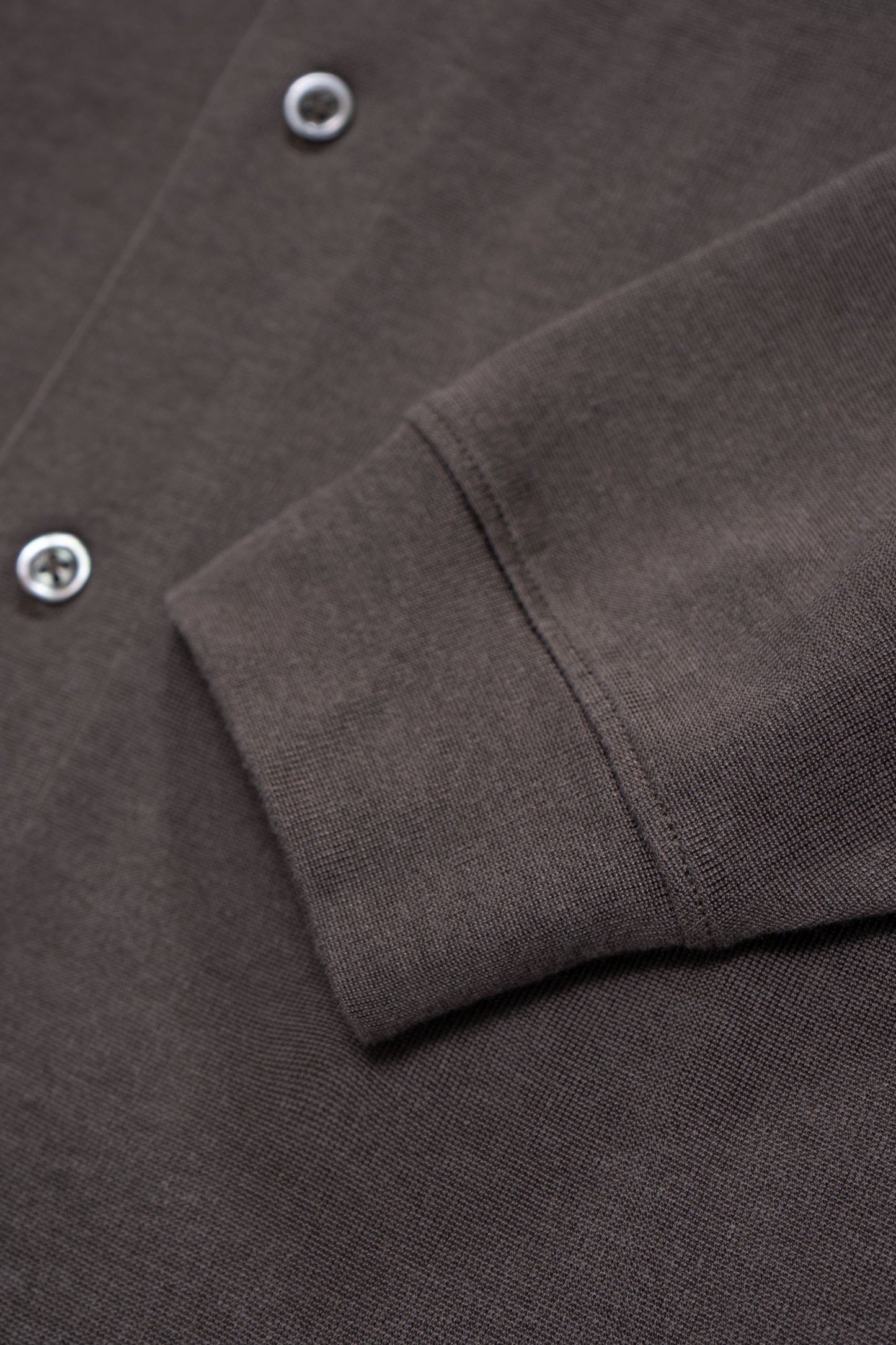 Cuff detail of LW444CR LS Jersey Button Down in Grey Olive