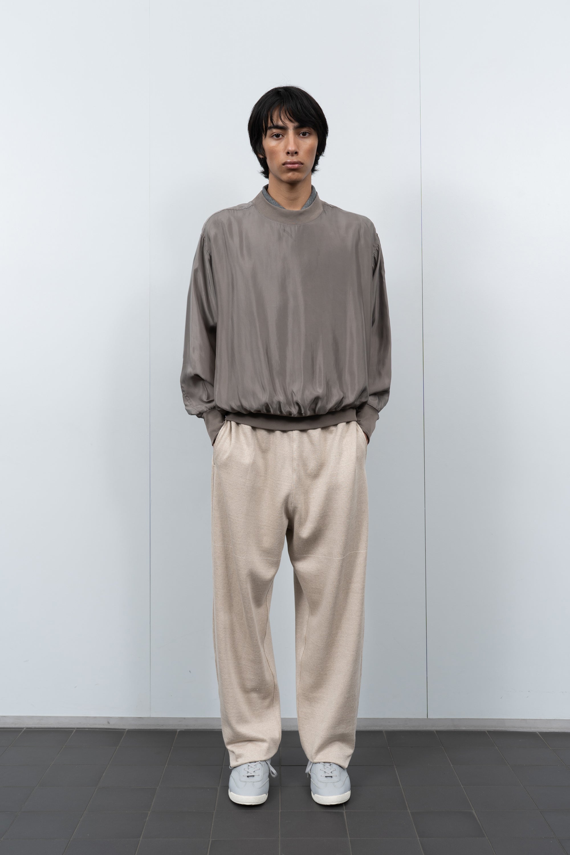 LW605 Cupro Pullover in Deep Grey on a model