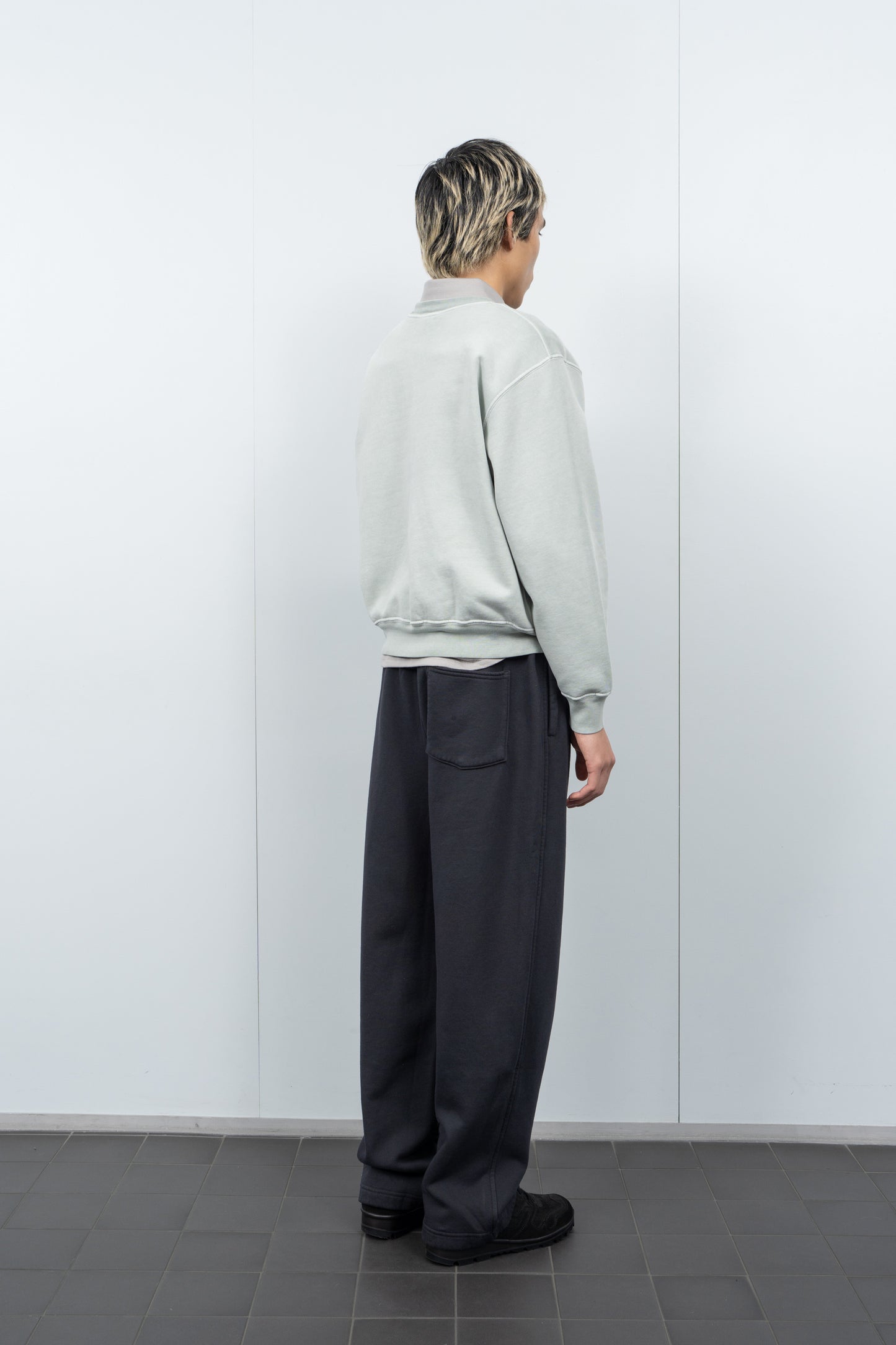 LW612 Mini Crewneck in Pigment Mineral on a model