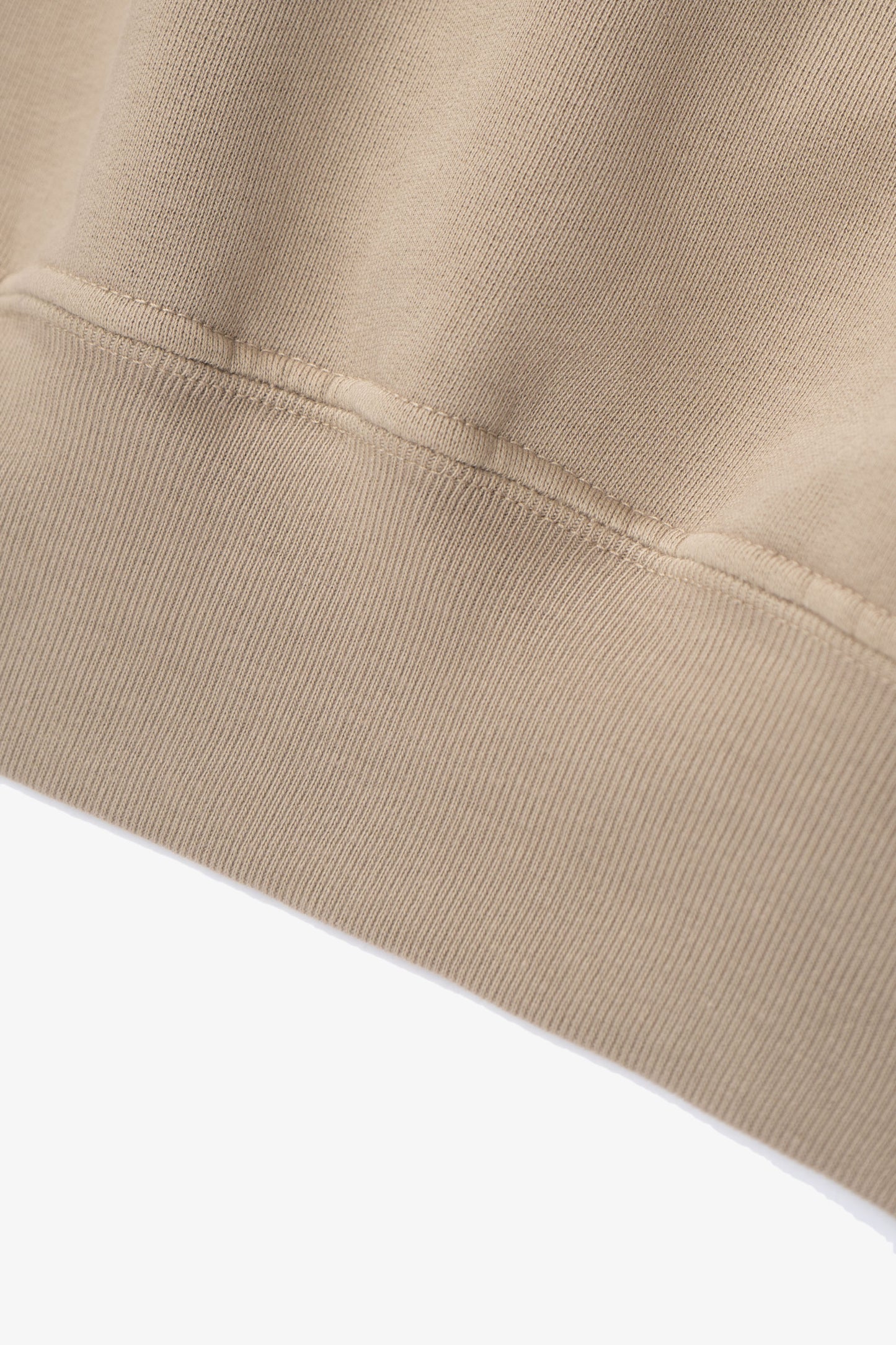 Cuff detail of LW615 Relaxed Sweatshirt