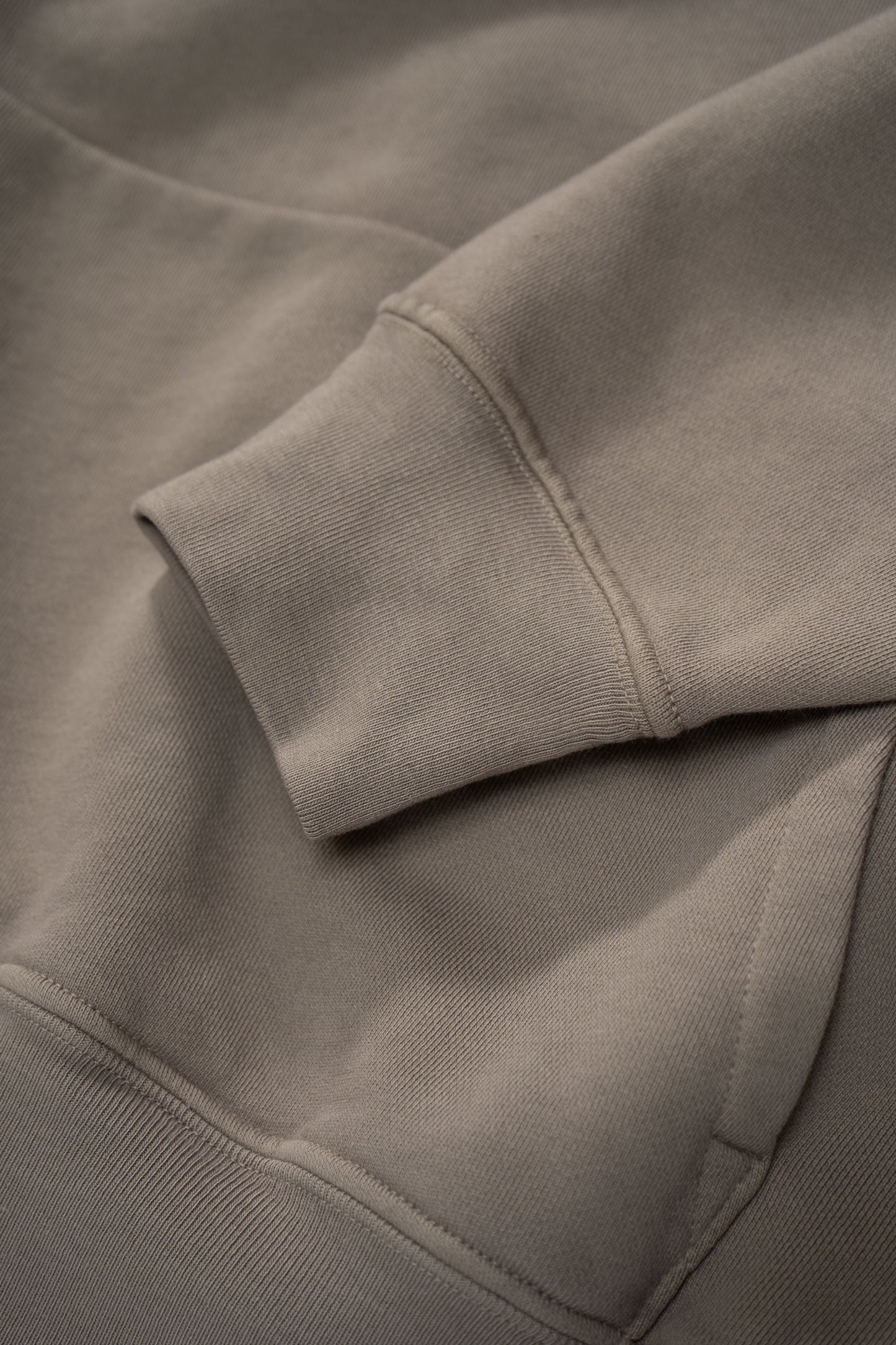 Cuff detail of LW624 Mini Hoodie in Anvil Grey