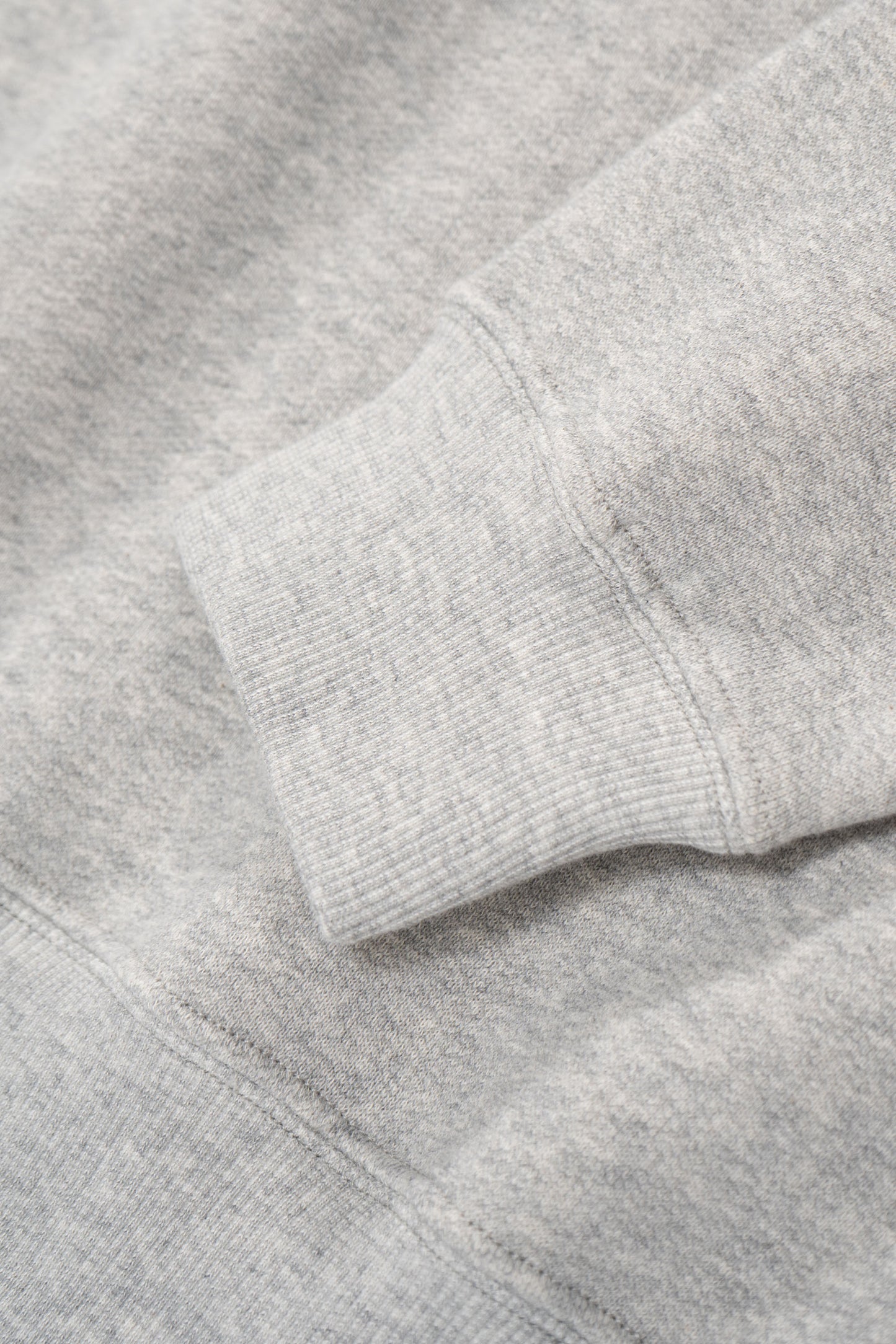 Cuff detail of LW636C Quarter Zip Sweatshirt