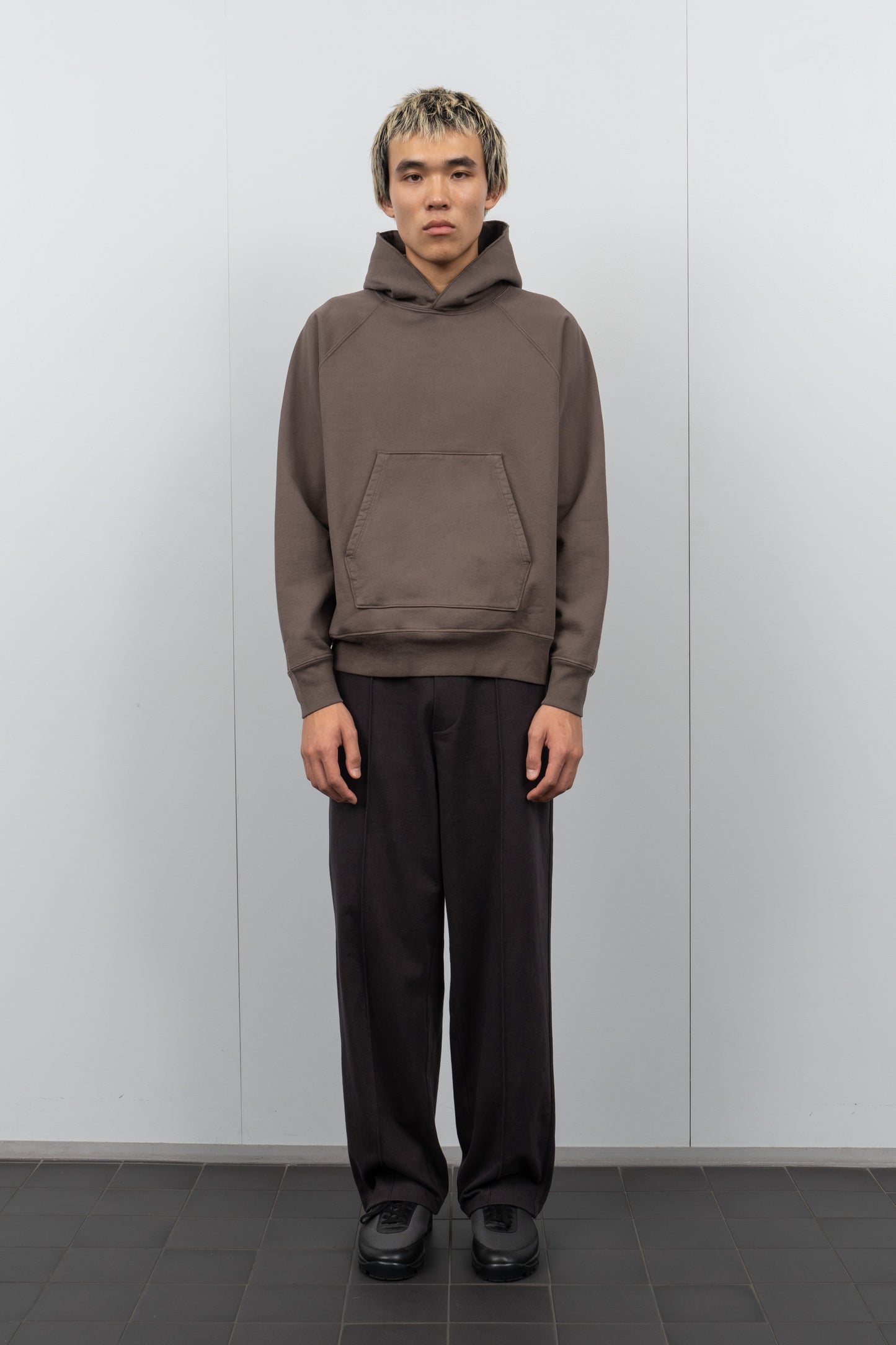 LW680 Super Weighted Hoodie in Deep Cement on a model