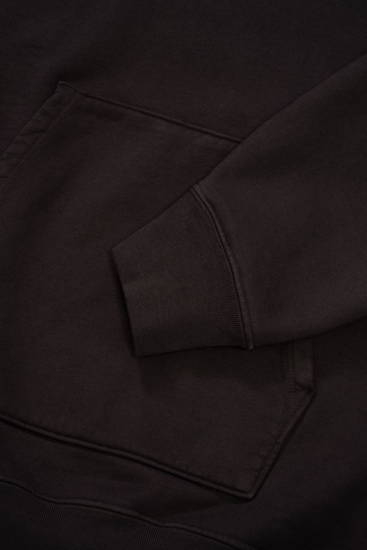 Cuff detail of LW680 Super Weighted Hoodie in Tire Black