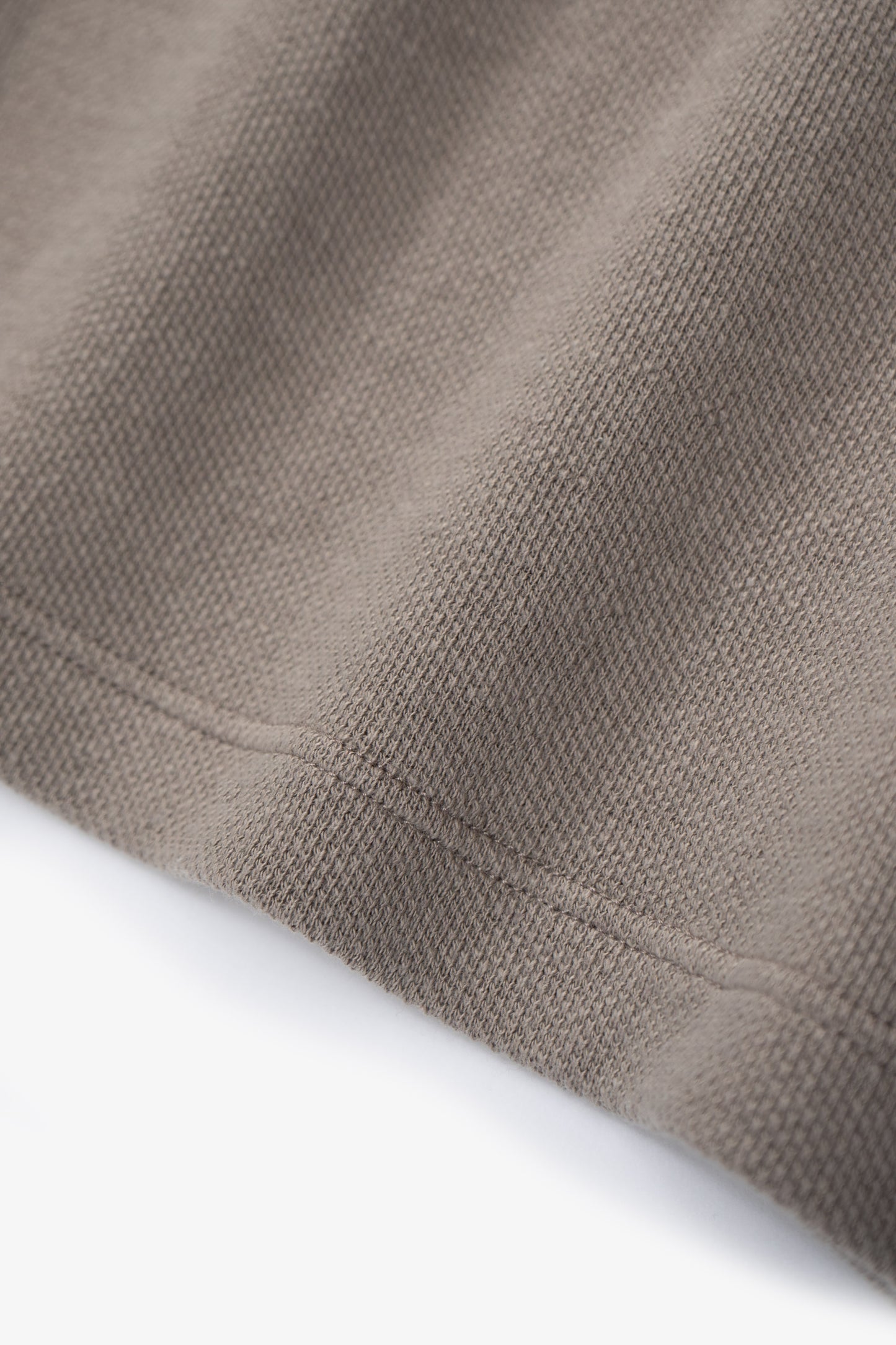 Fabric ripple detail of LW777CL Double Knit Sweater in Anvil Grey