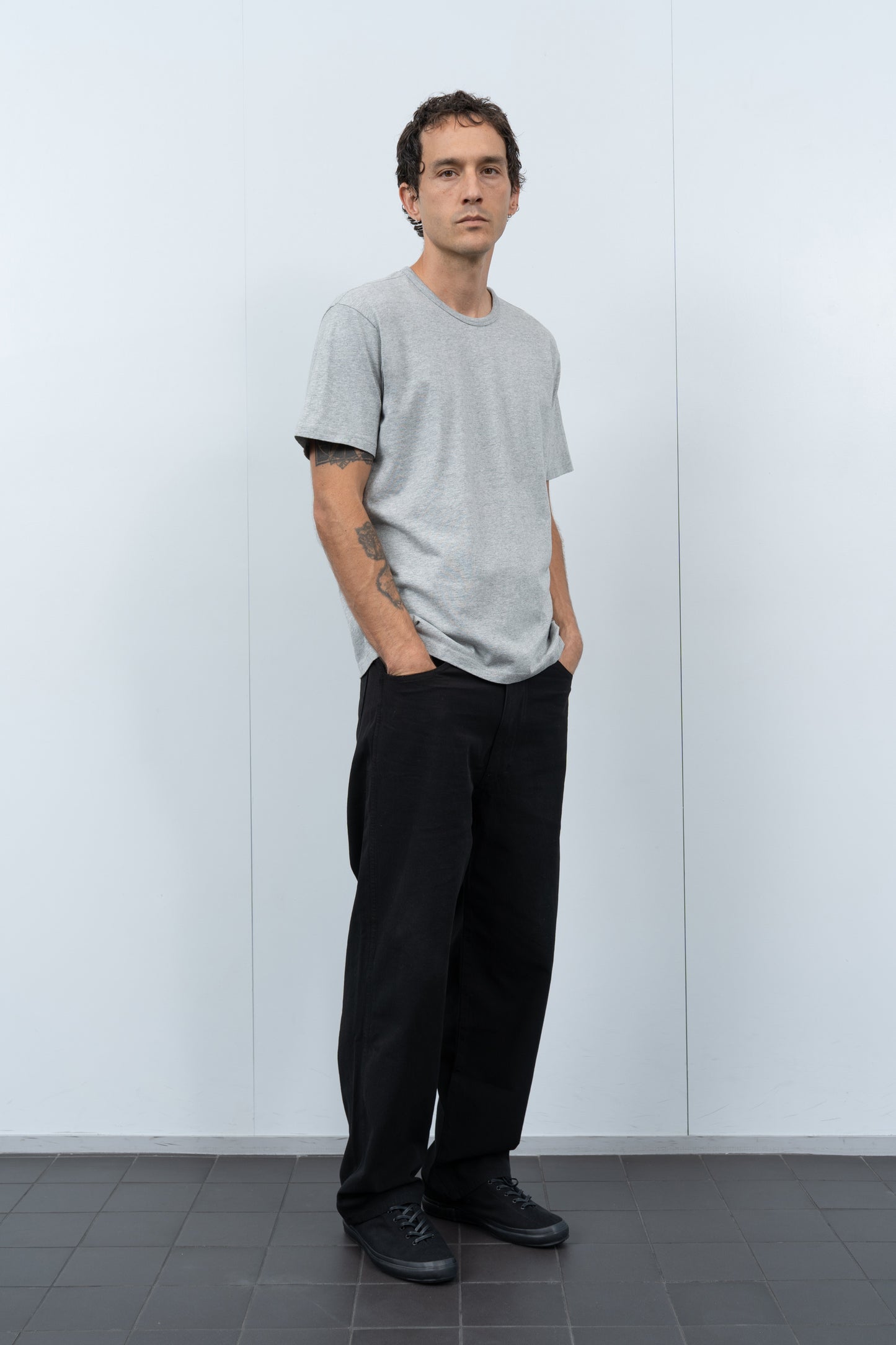OUR T-SHIRT - HEATHER GREY