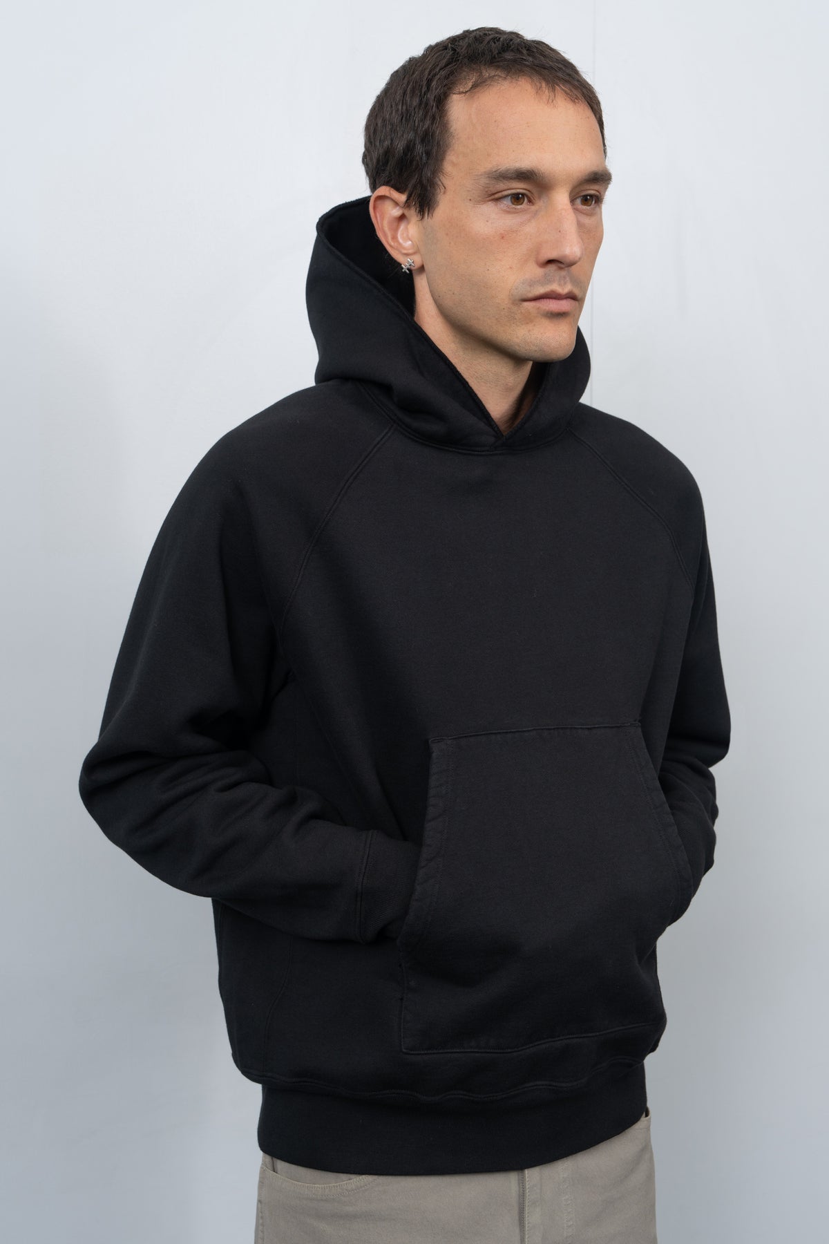 SUPER WEIGHTED HOODIE - BLACK