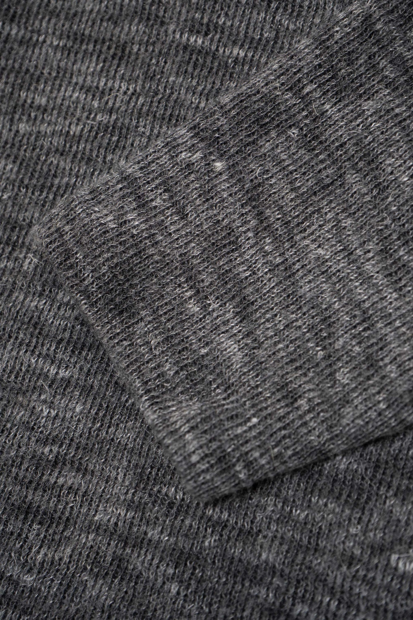 ZIP CREWNECK - CHARCOAL MELANGE