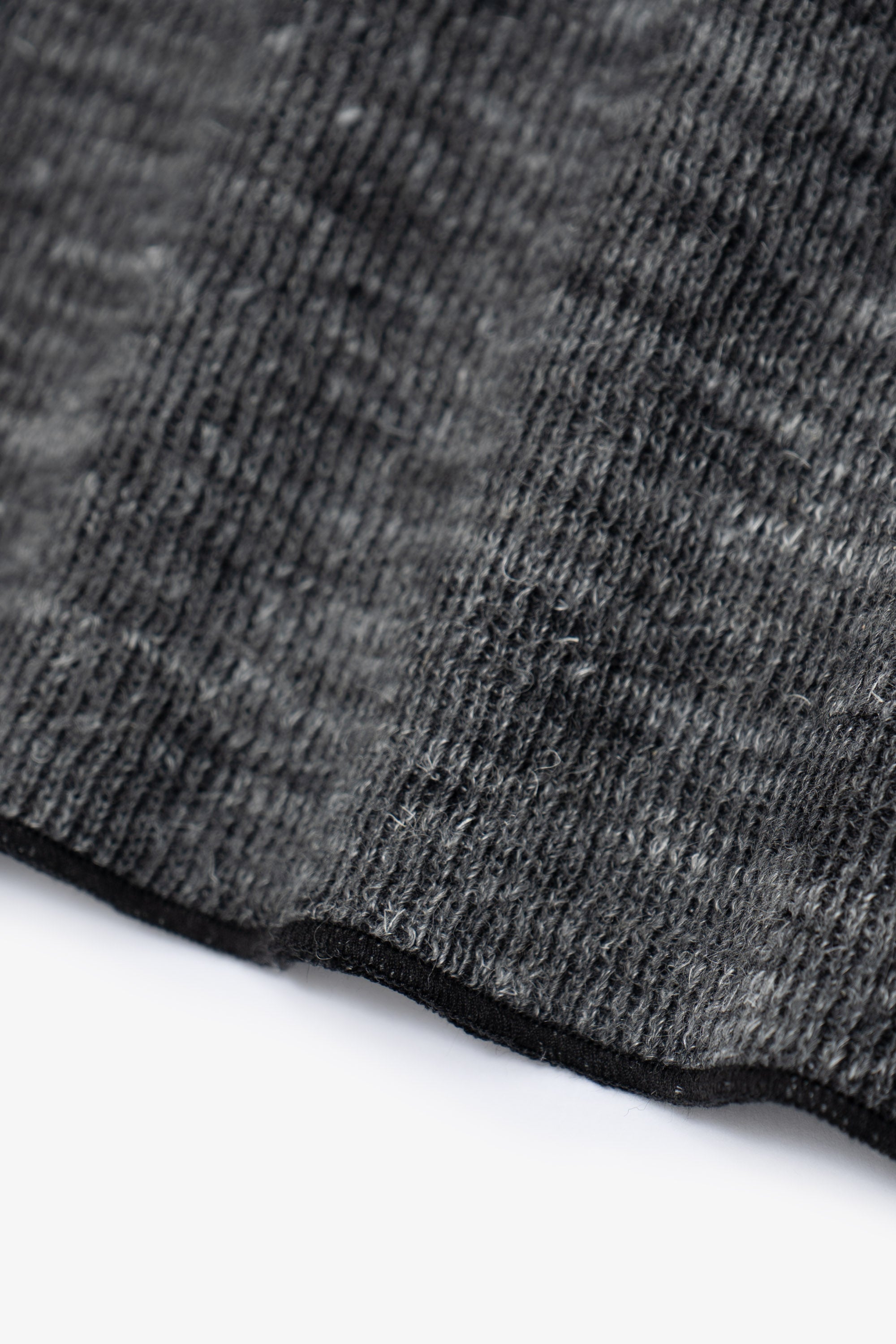 LINEN WOOL V-NECK - CHARCOAL MELANGE