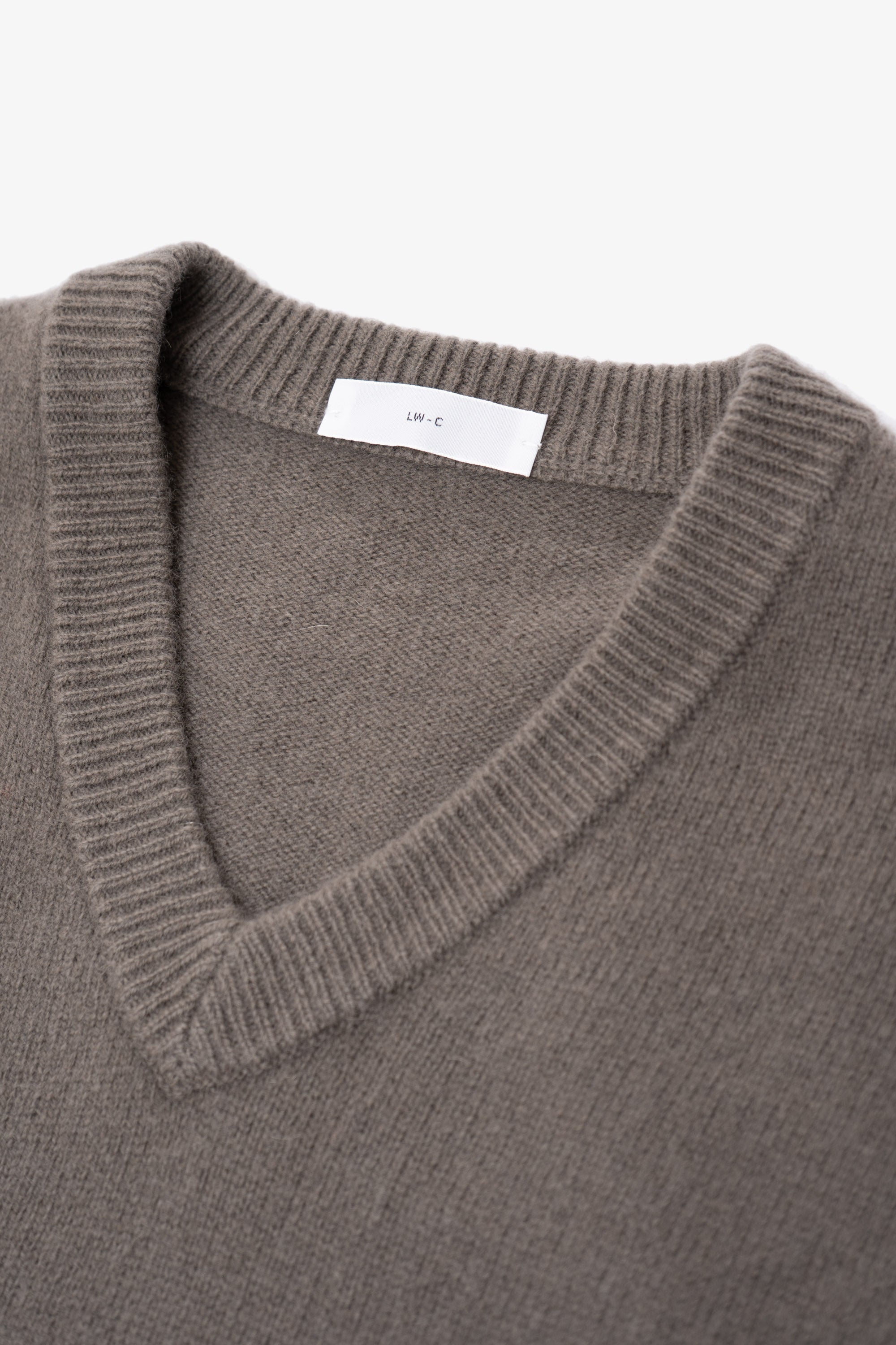 WOOL V-NECK SWEATER - CLAY