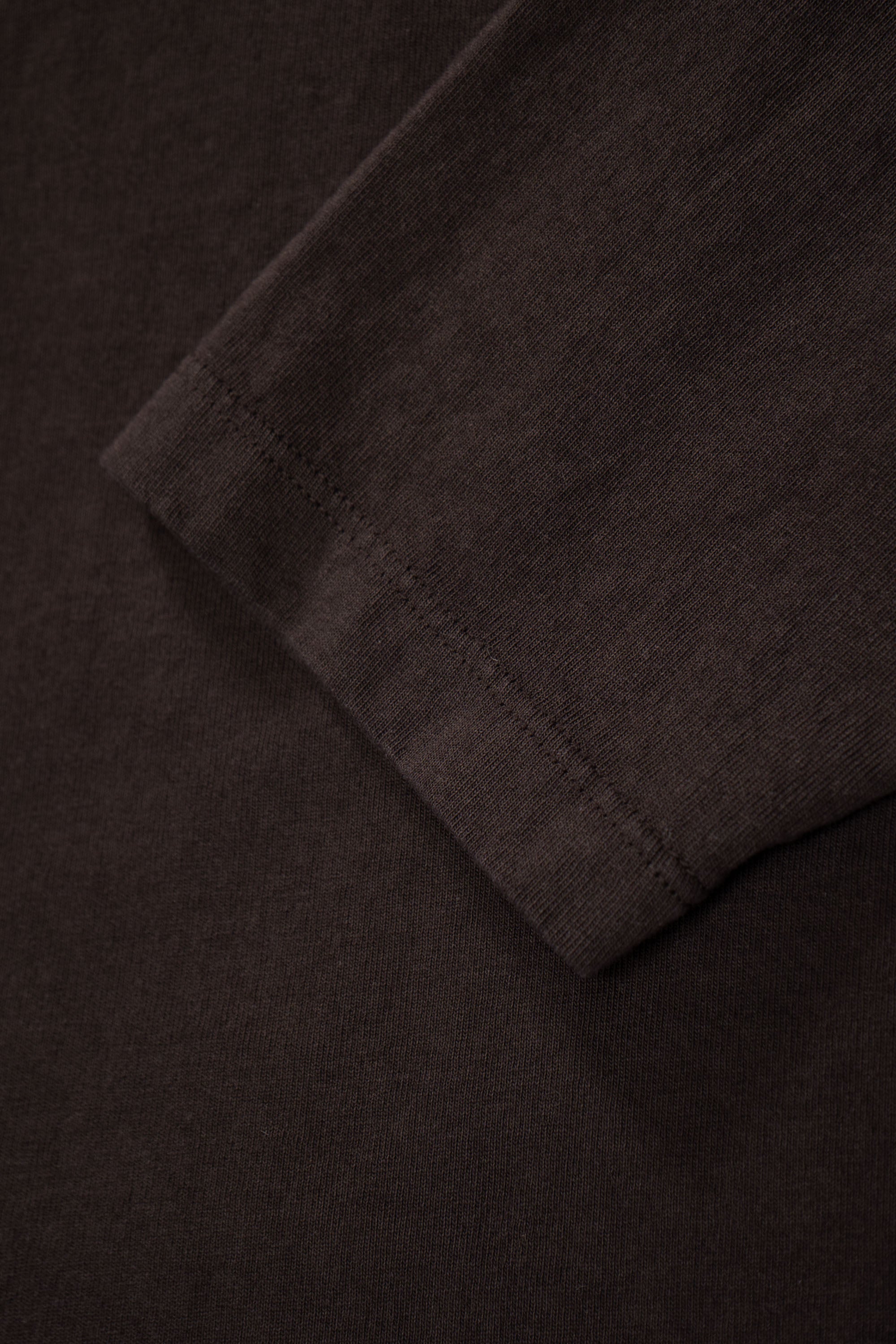 TRI-PANEL L/S T-SHIRT - BLACK MUSHROOM – LADY WHITE CO.