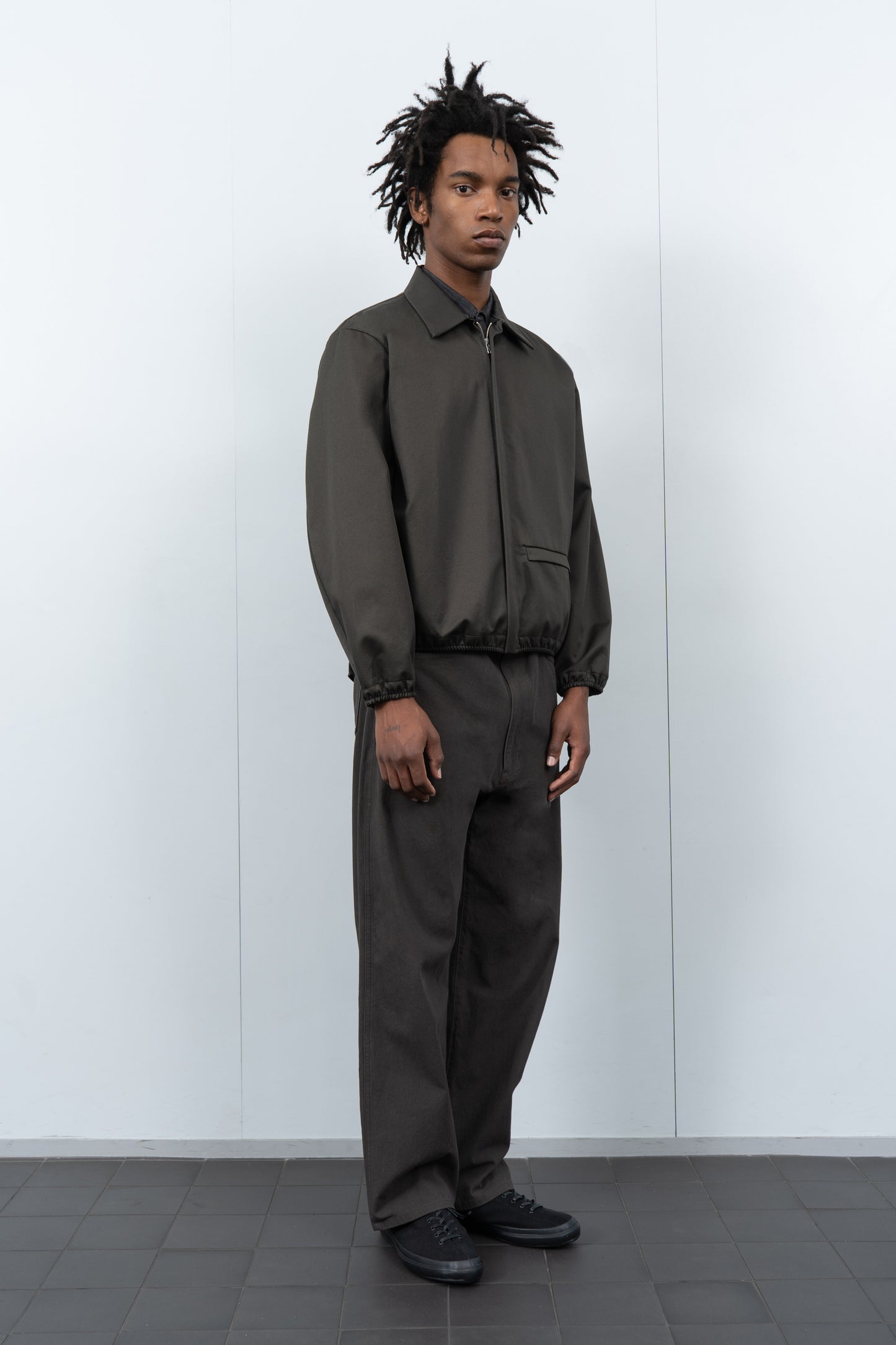 POINT JACKET - BLACK OLIVE