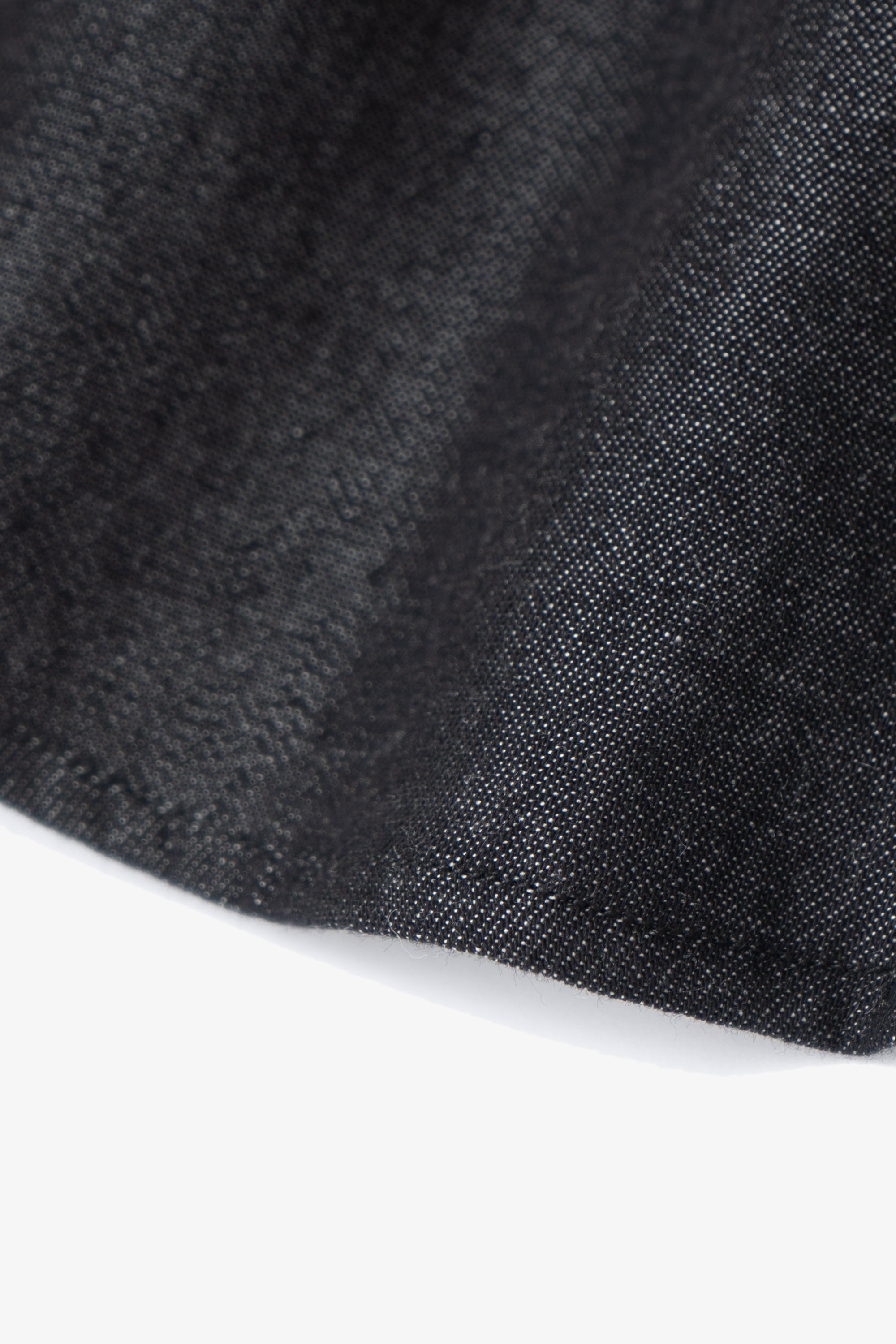 LYNN CHAMBRAY S/S SHIRT - BLACK CHAMBRAY