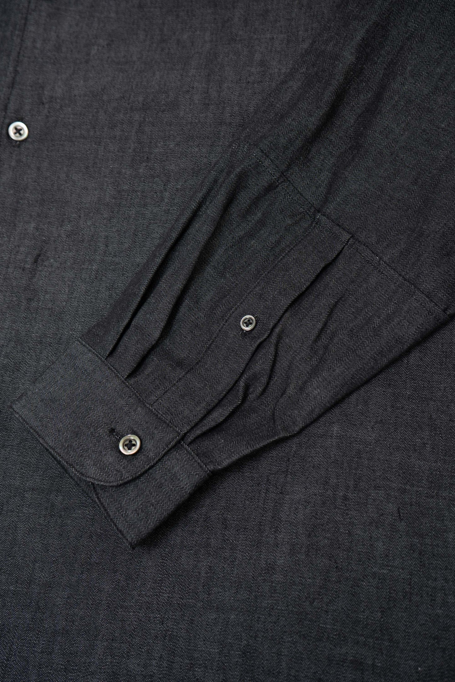 LYNN CHAMBRAY L/S SHIRT - BLACK CHAMBRAY