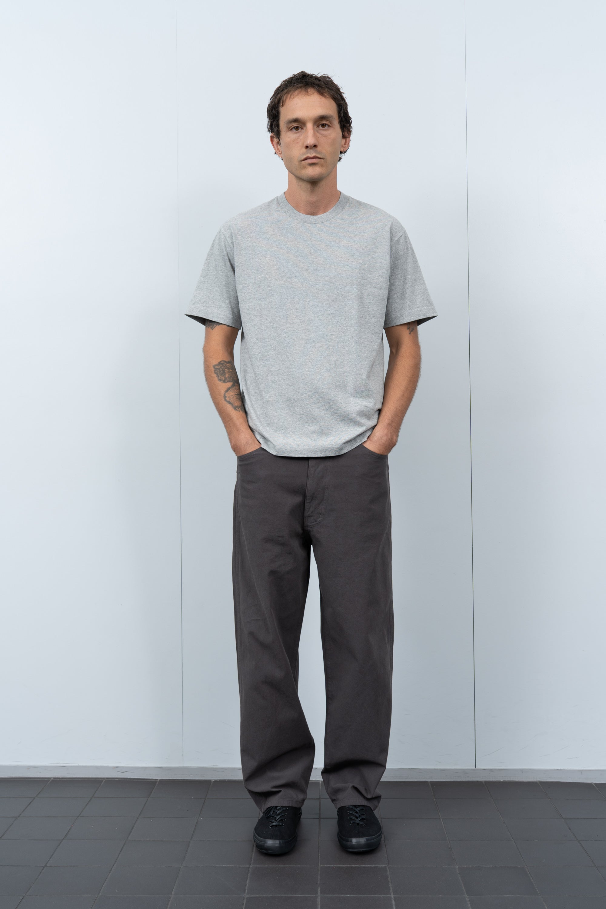 LW102 Municipal T-shirt - Heather Grey – LADY WHITE CO.