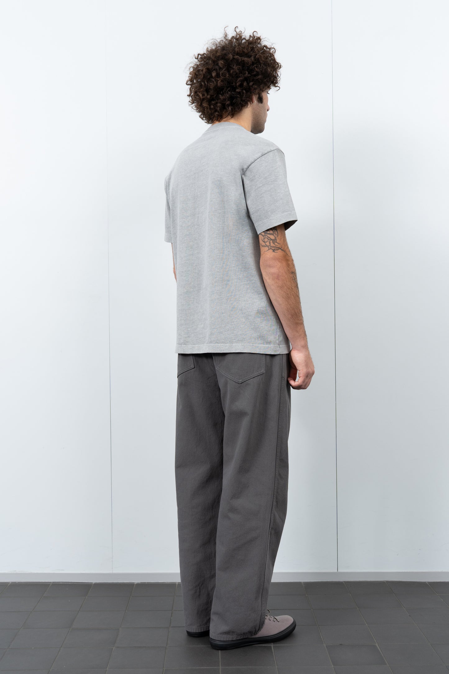 MUNICIPAL T-SHIRT - Pigment Chalk