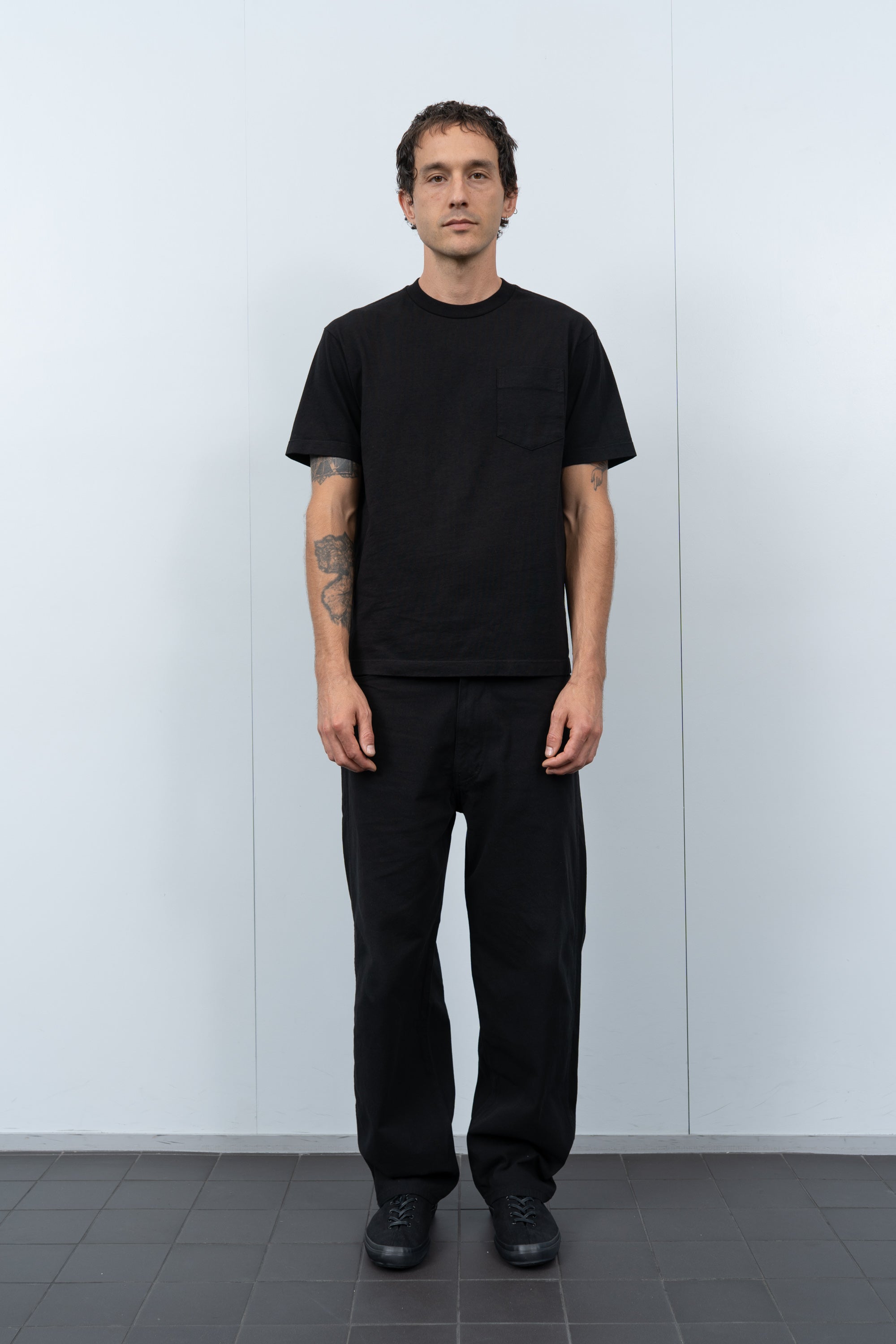 MUNICIPAL POCKET T-SHIRT - BLACK – LADY WHITE CO.