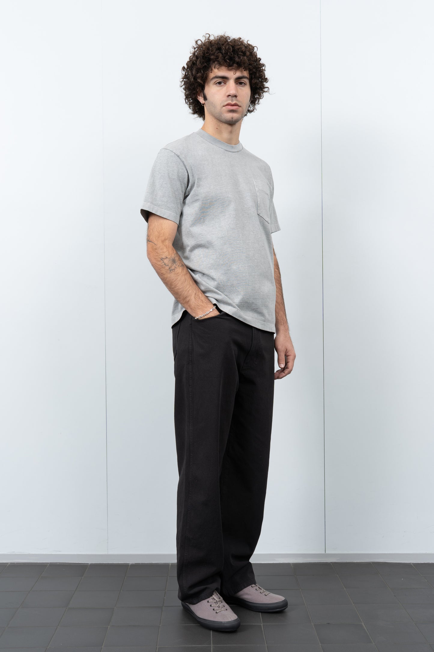 MUNICIPAL POCKET T-SHIRT - PIGMENT CHALK