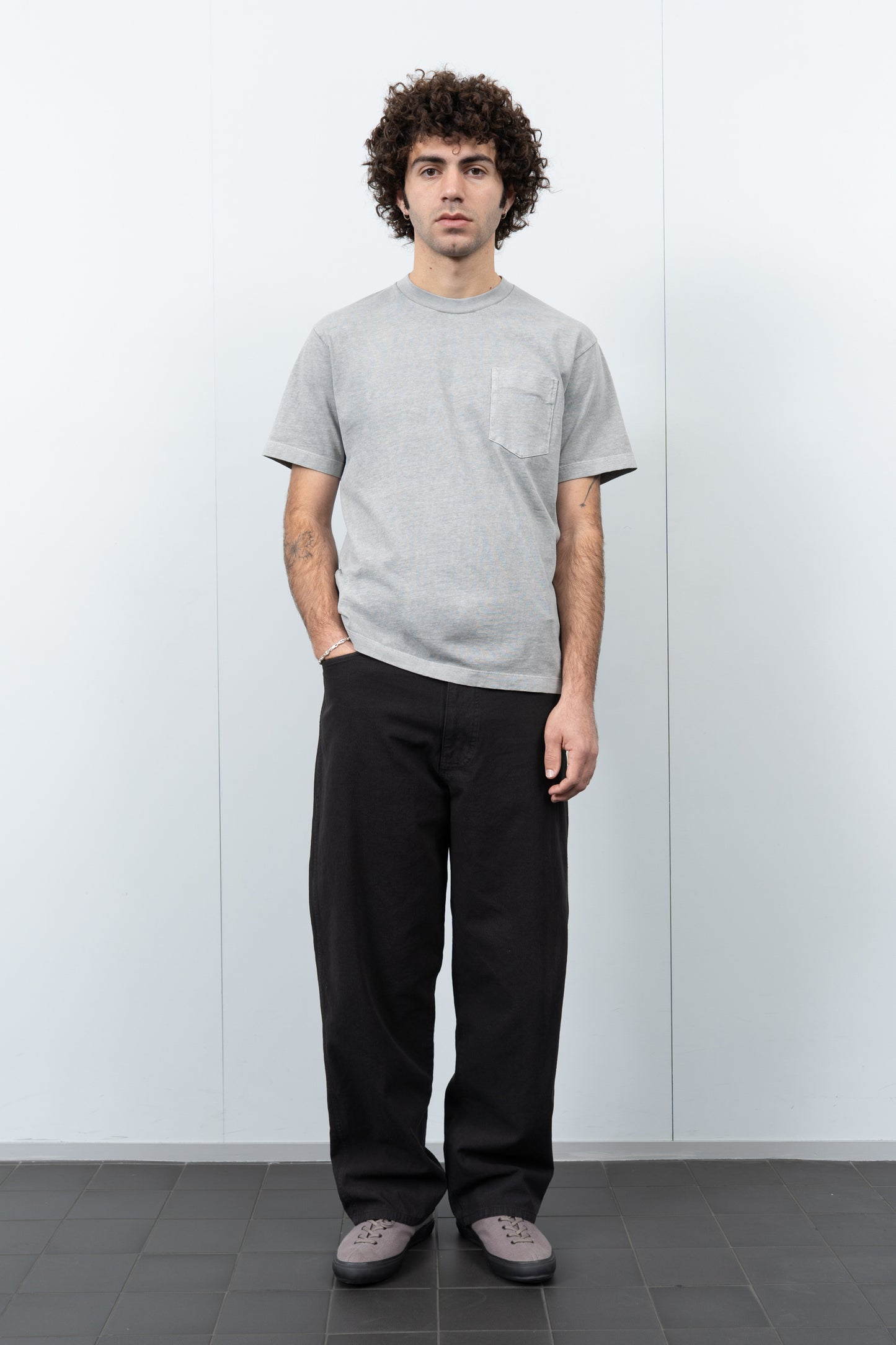 MUNICIPAL POCKET T-SHIRT - PIGMENT CHALK