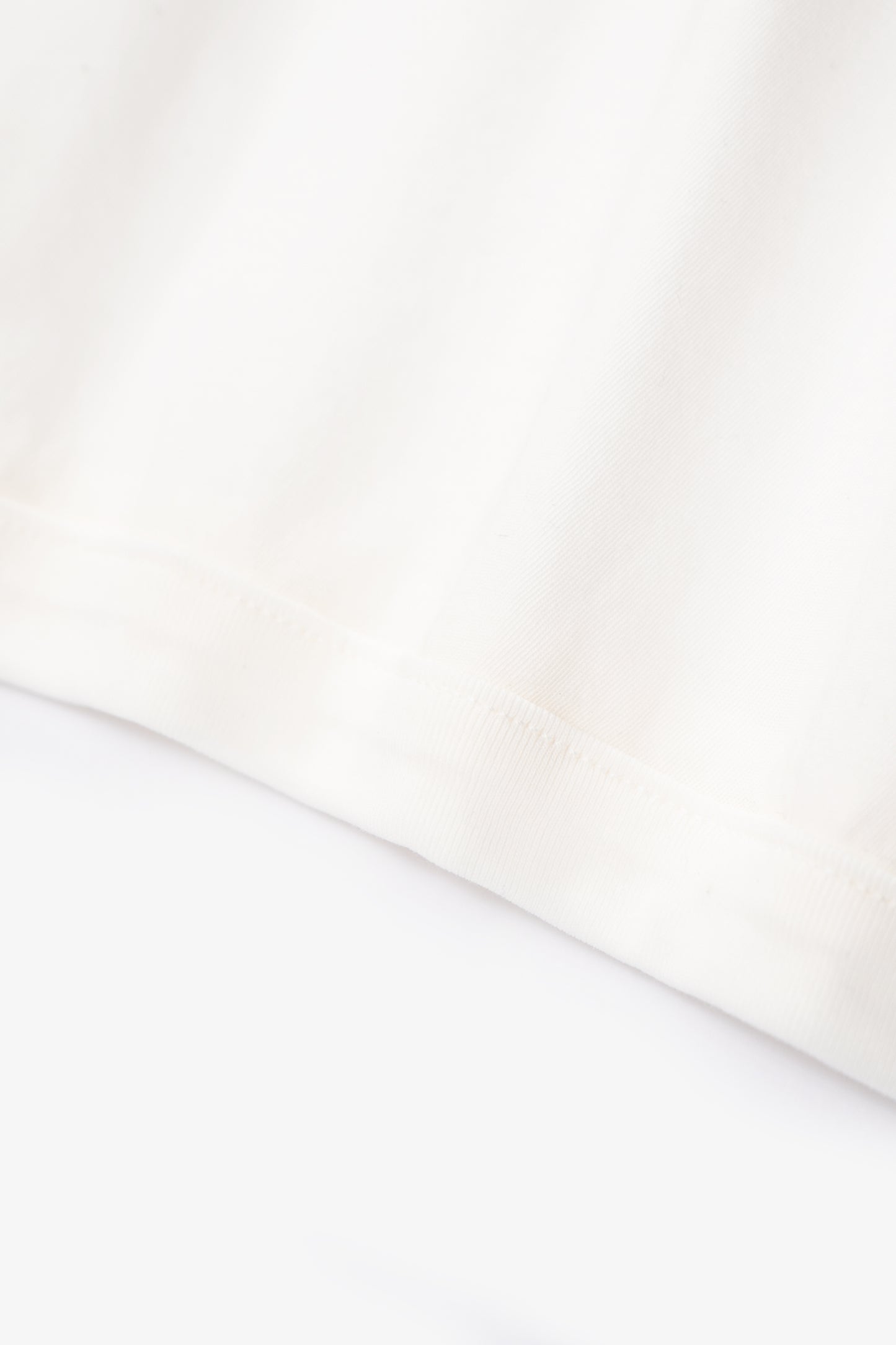 SLEEVELESS T-SHIRT - WHITE