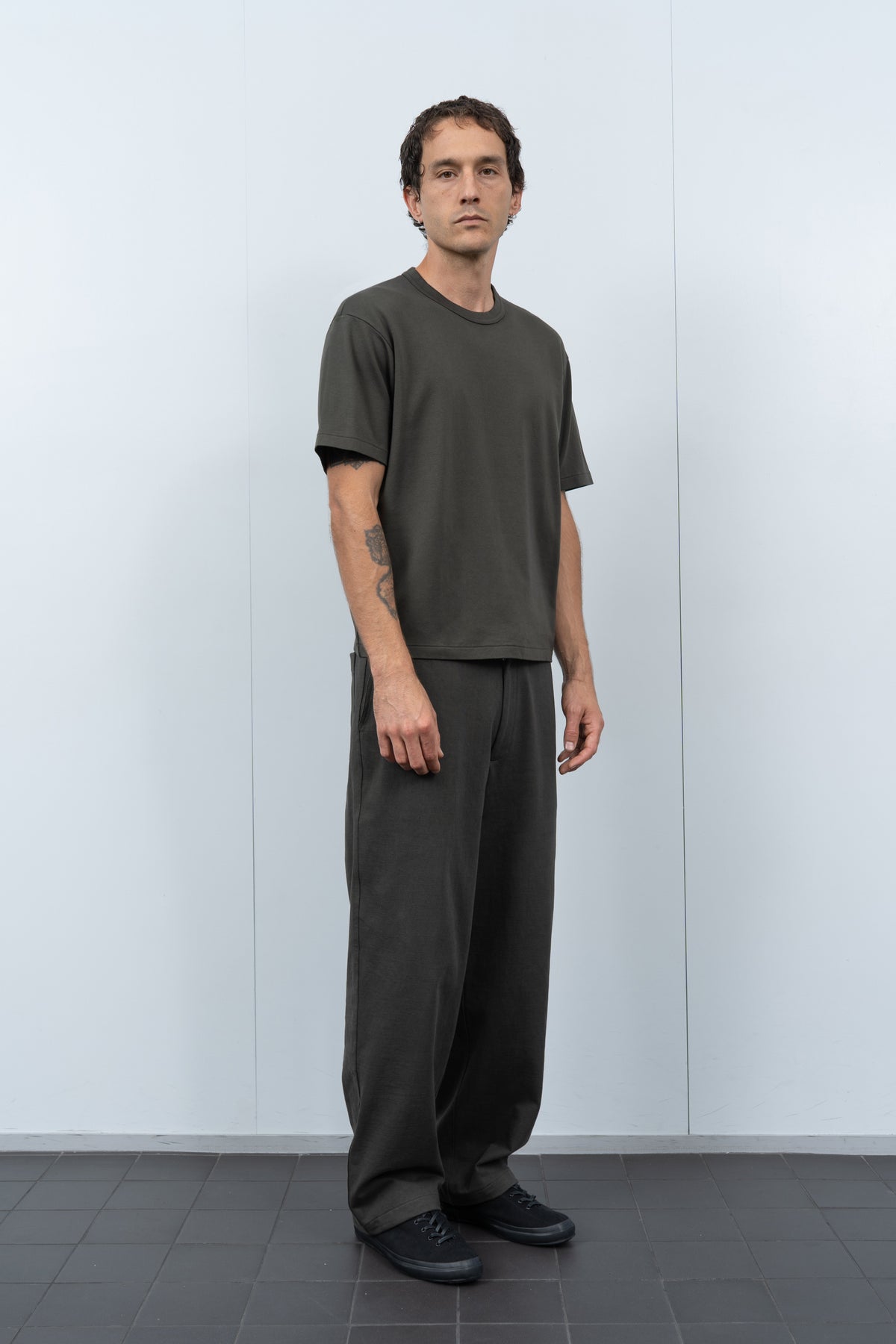 PIMA LOCK T-SHIRT - GRANITE