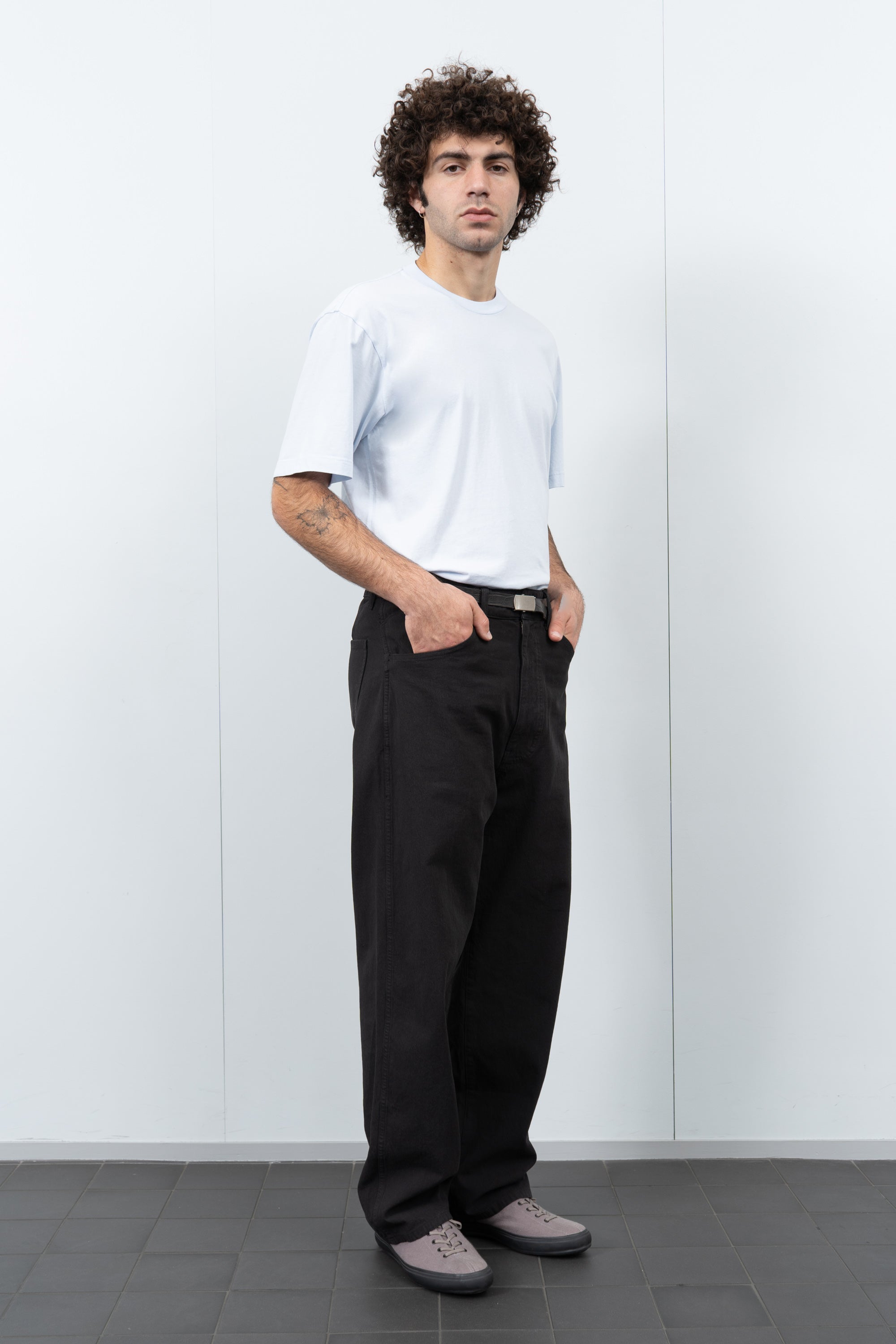 ATHENS T-SHIRT - PALE BLUE