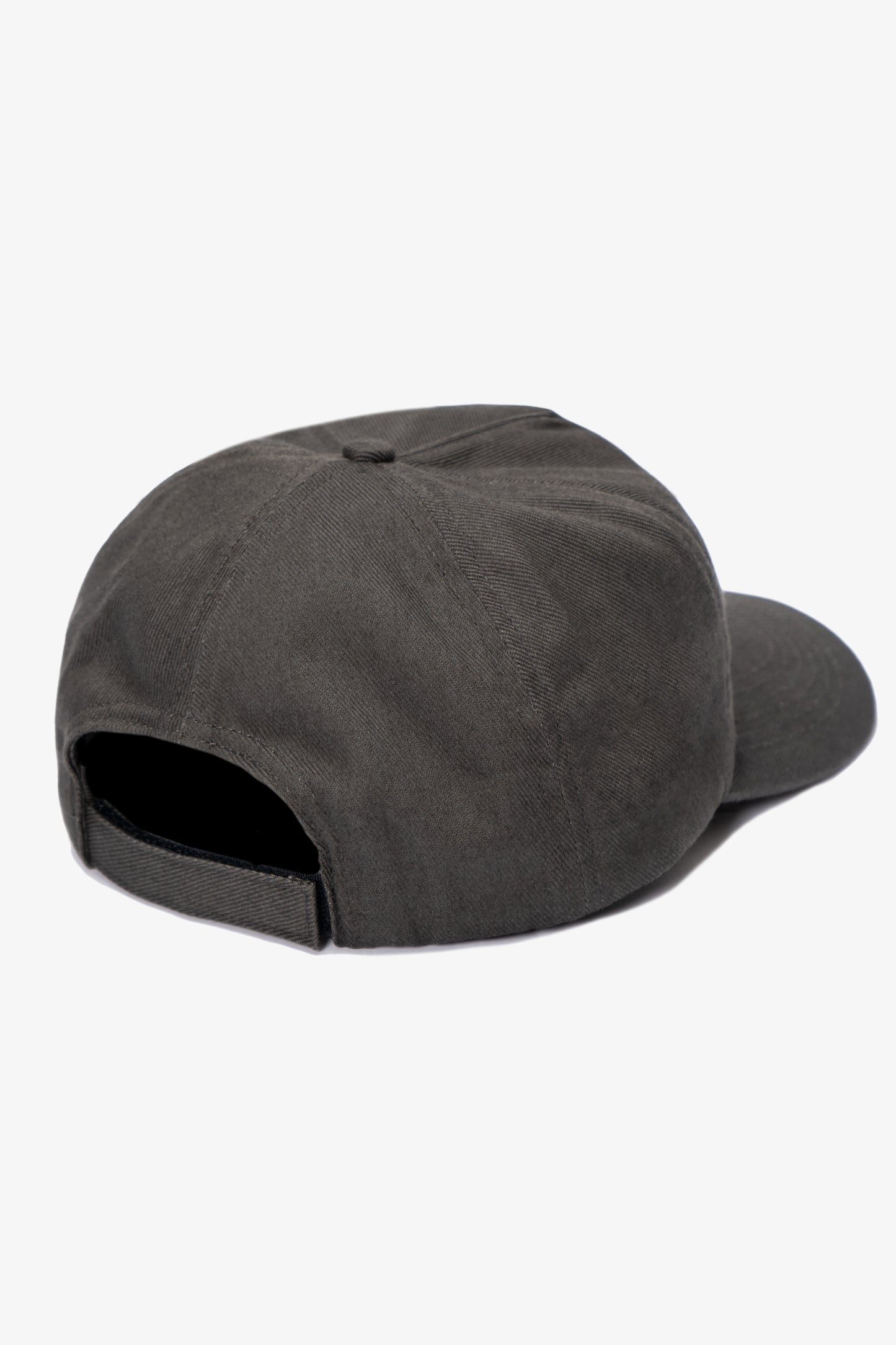 LW - C CAP - TIRE BLACK