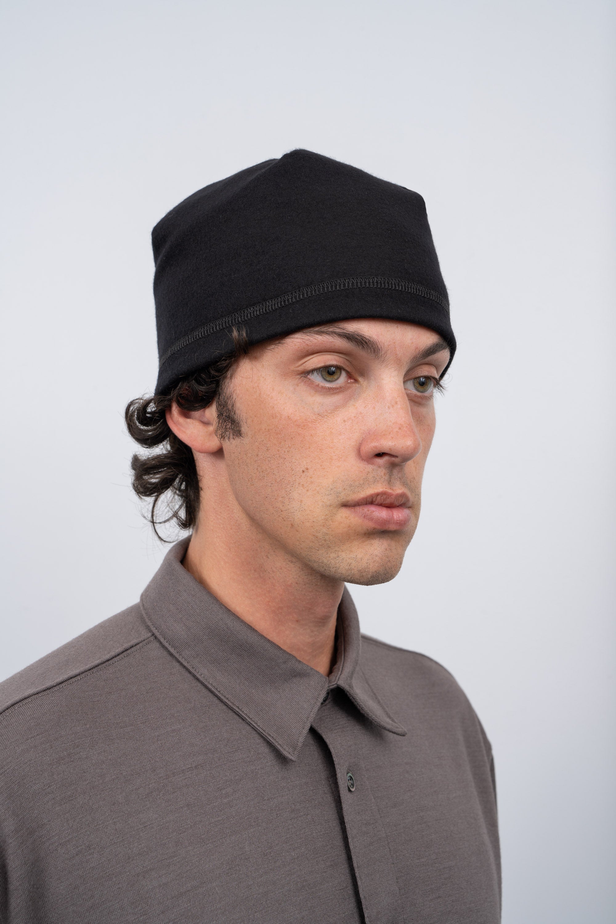 WOOL CAP - BLACK