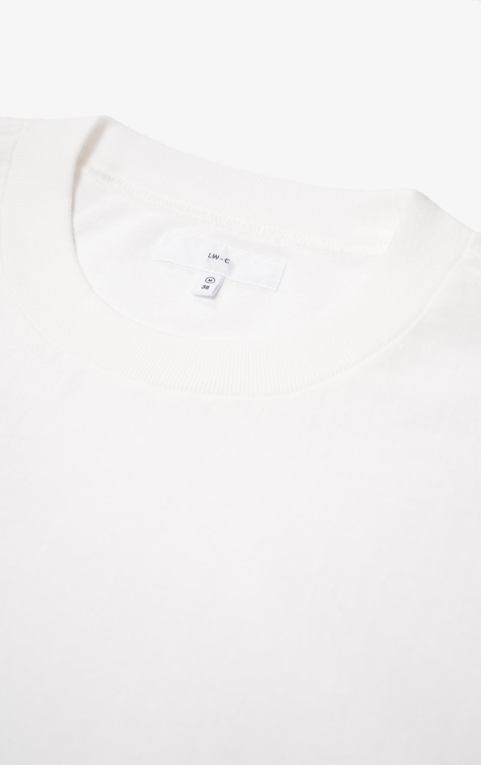 Close-up of collar of LW102LS LS Municipal Pocket T-shirt in white