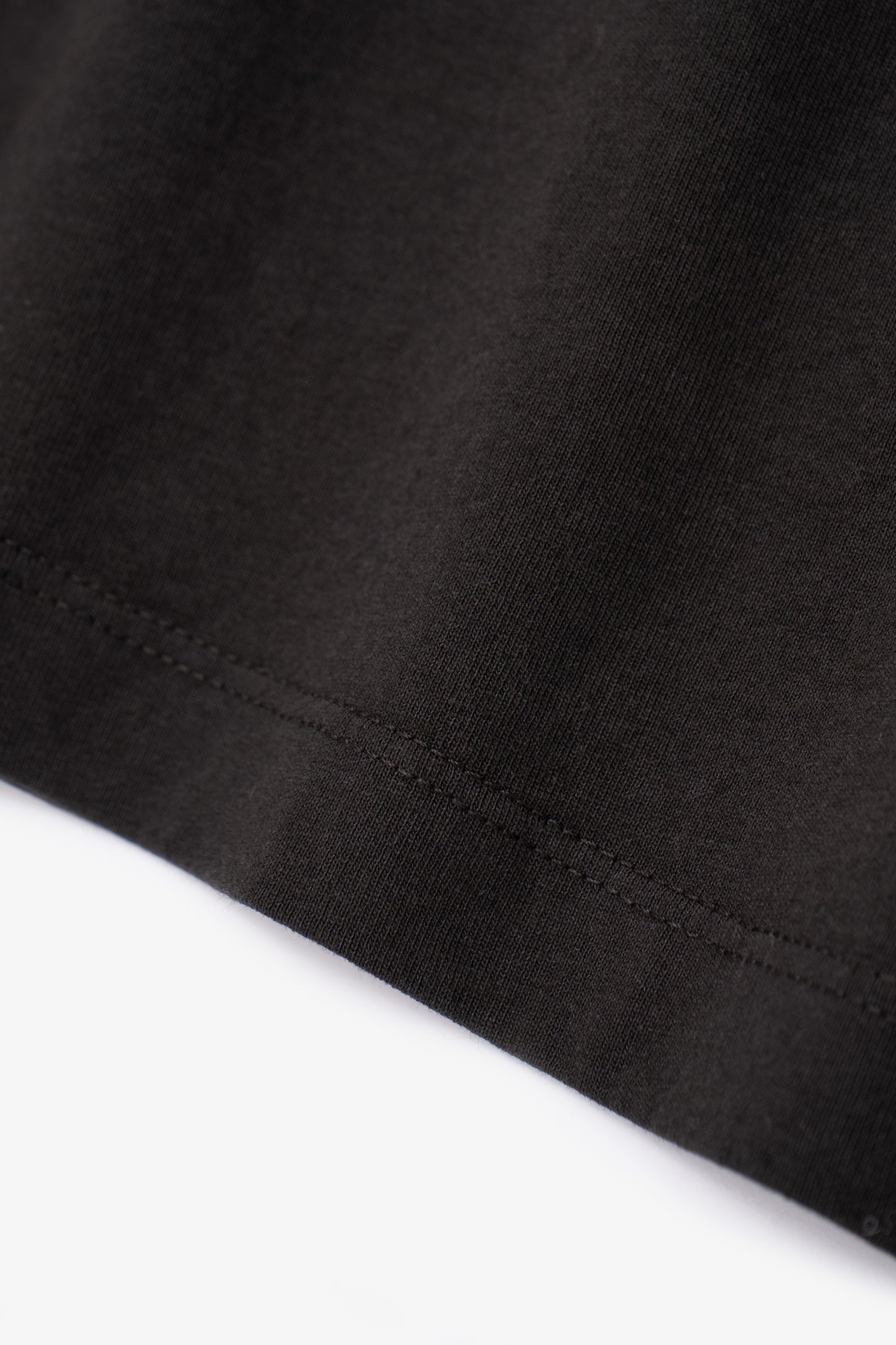 Close-up of fabric ripple of LW103 Municipal Pocket T-shirt in shadow
