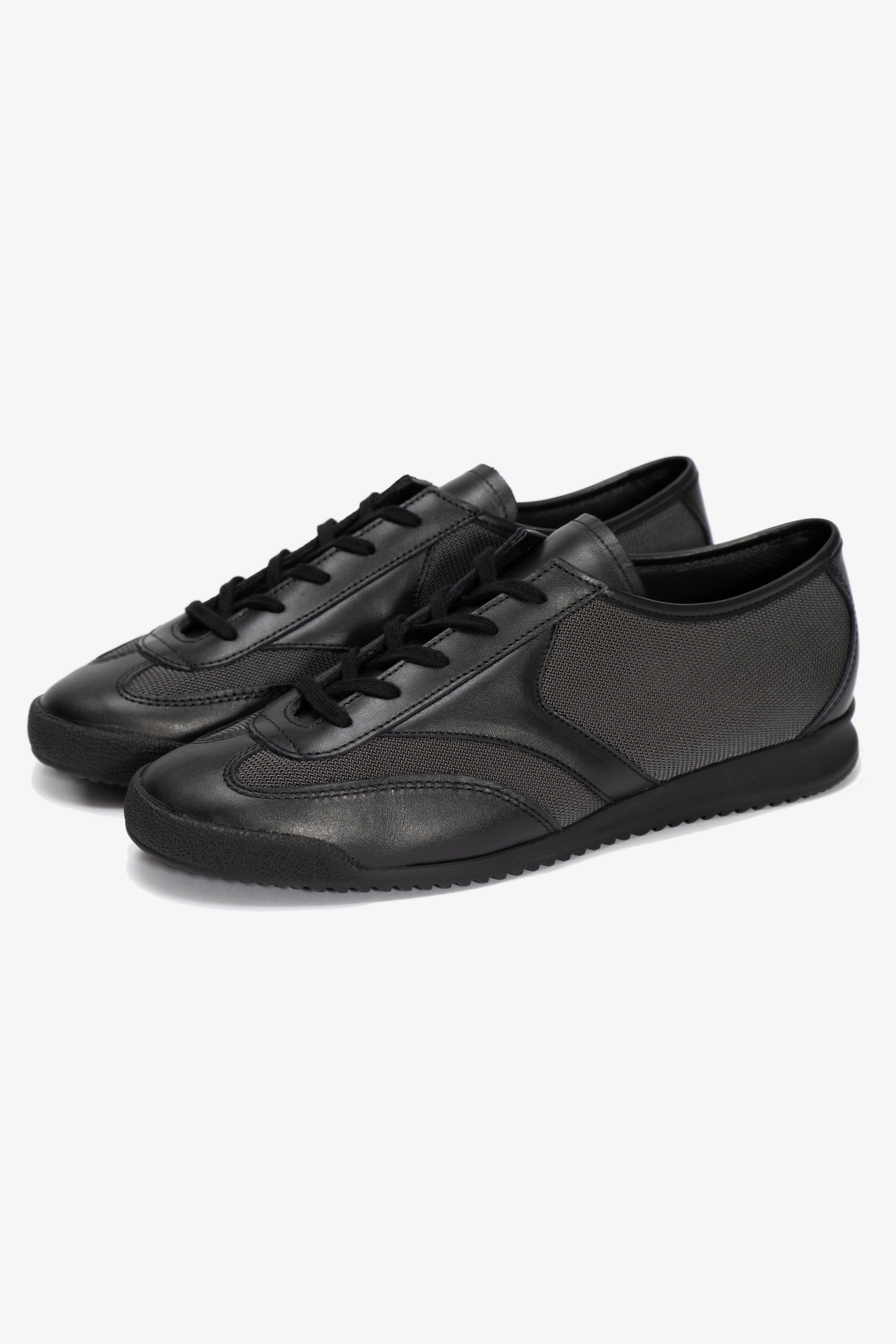 LW - C x ROF German Military Trainer - GUNMETAL