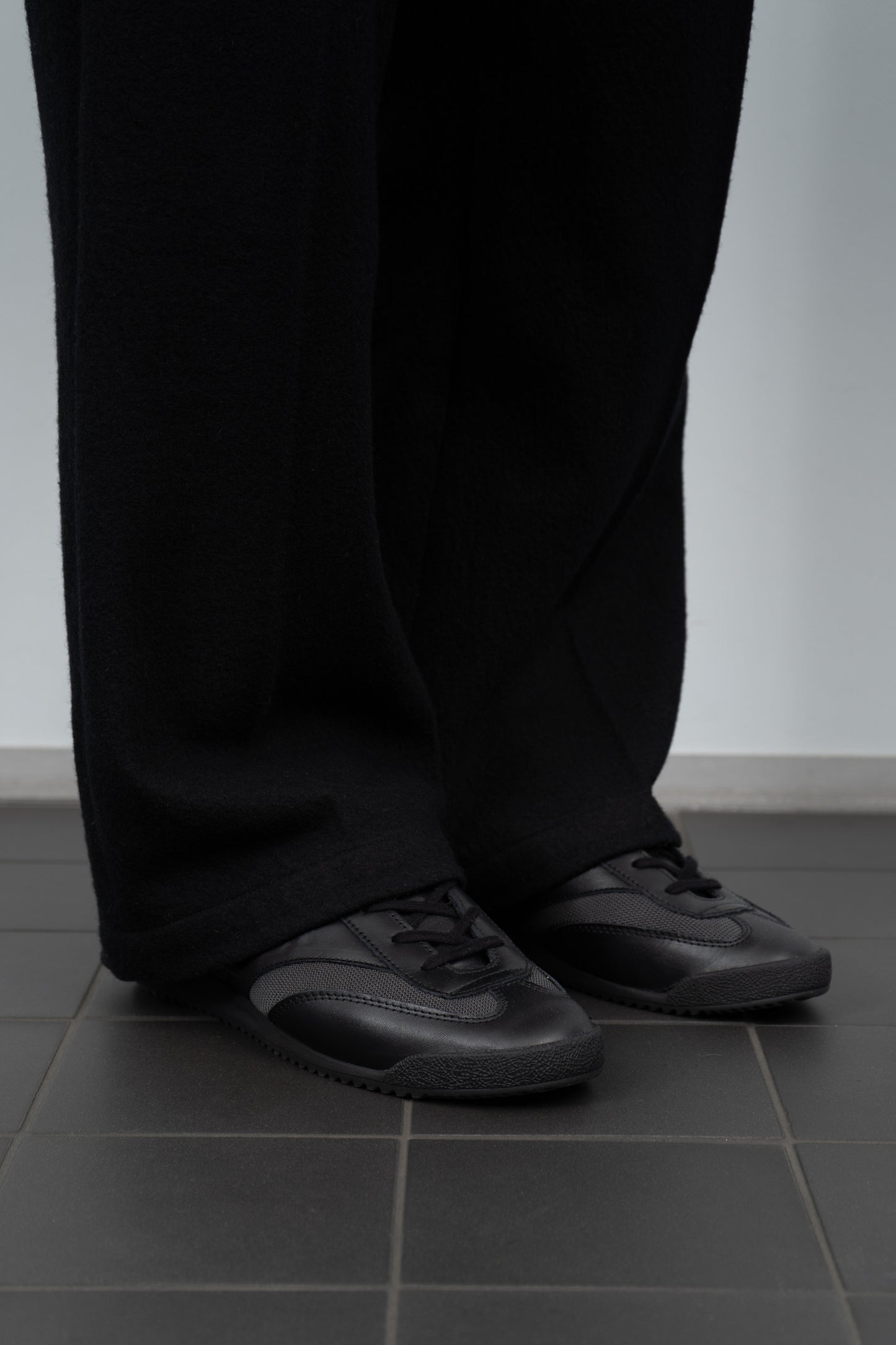 LW - C x ROF German Military Trainer - GUNMETAL