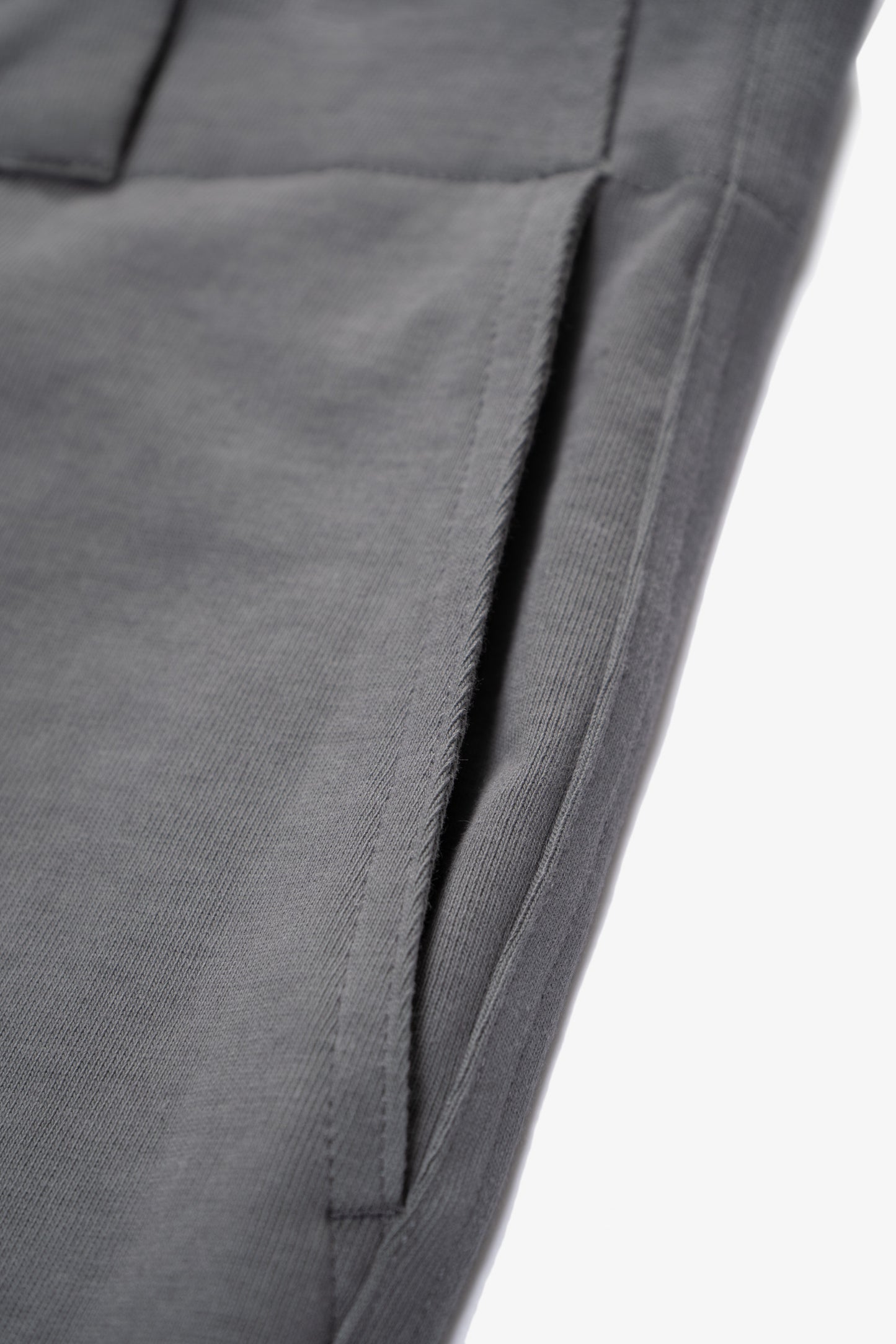 Pocket detail of LW1100 Jersey Trouser