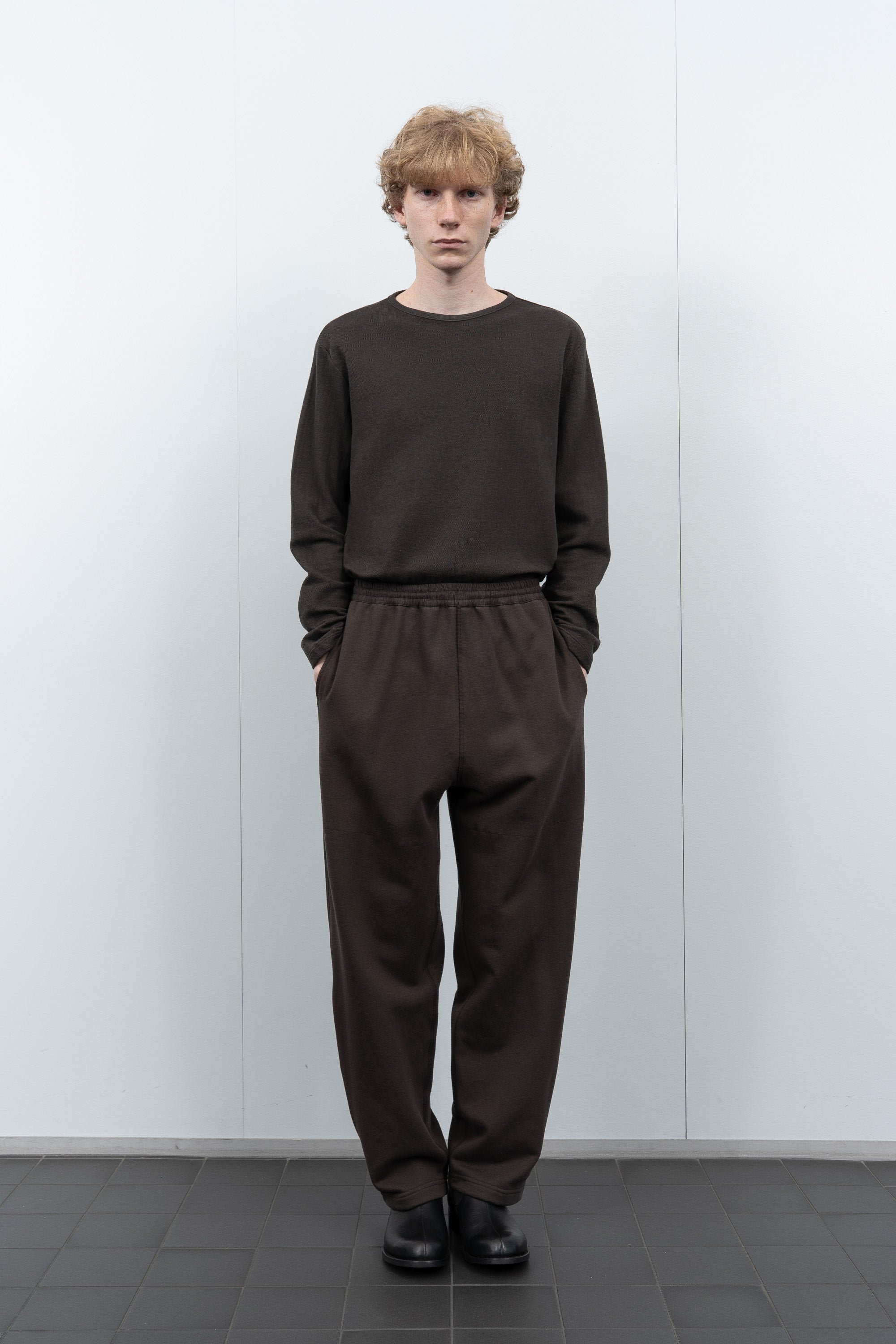 WOVEN WB SWEATPANT - BLACK MUSHROOM