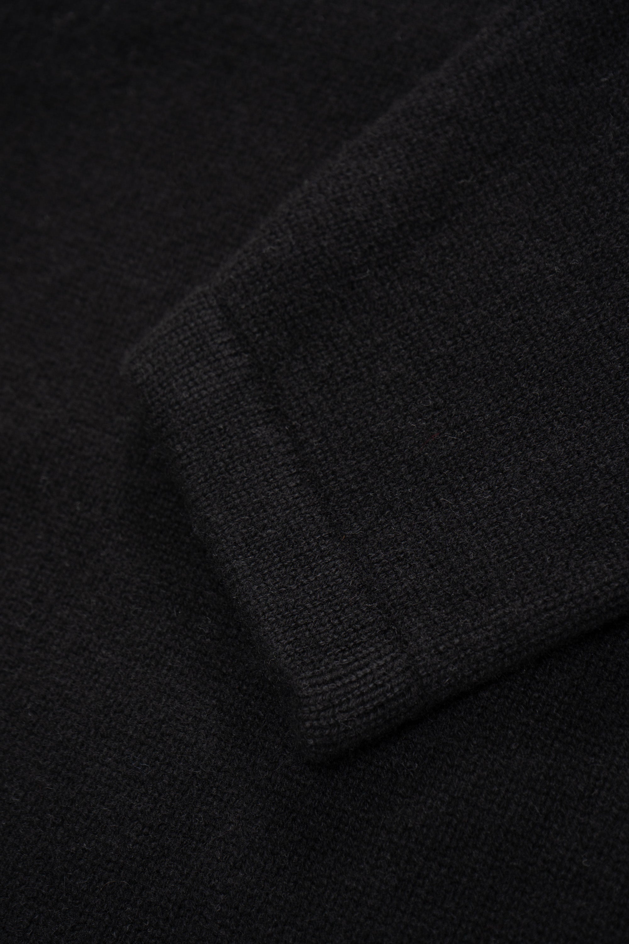 WOOL CASHMERE SWEATER - BLACK