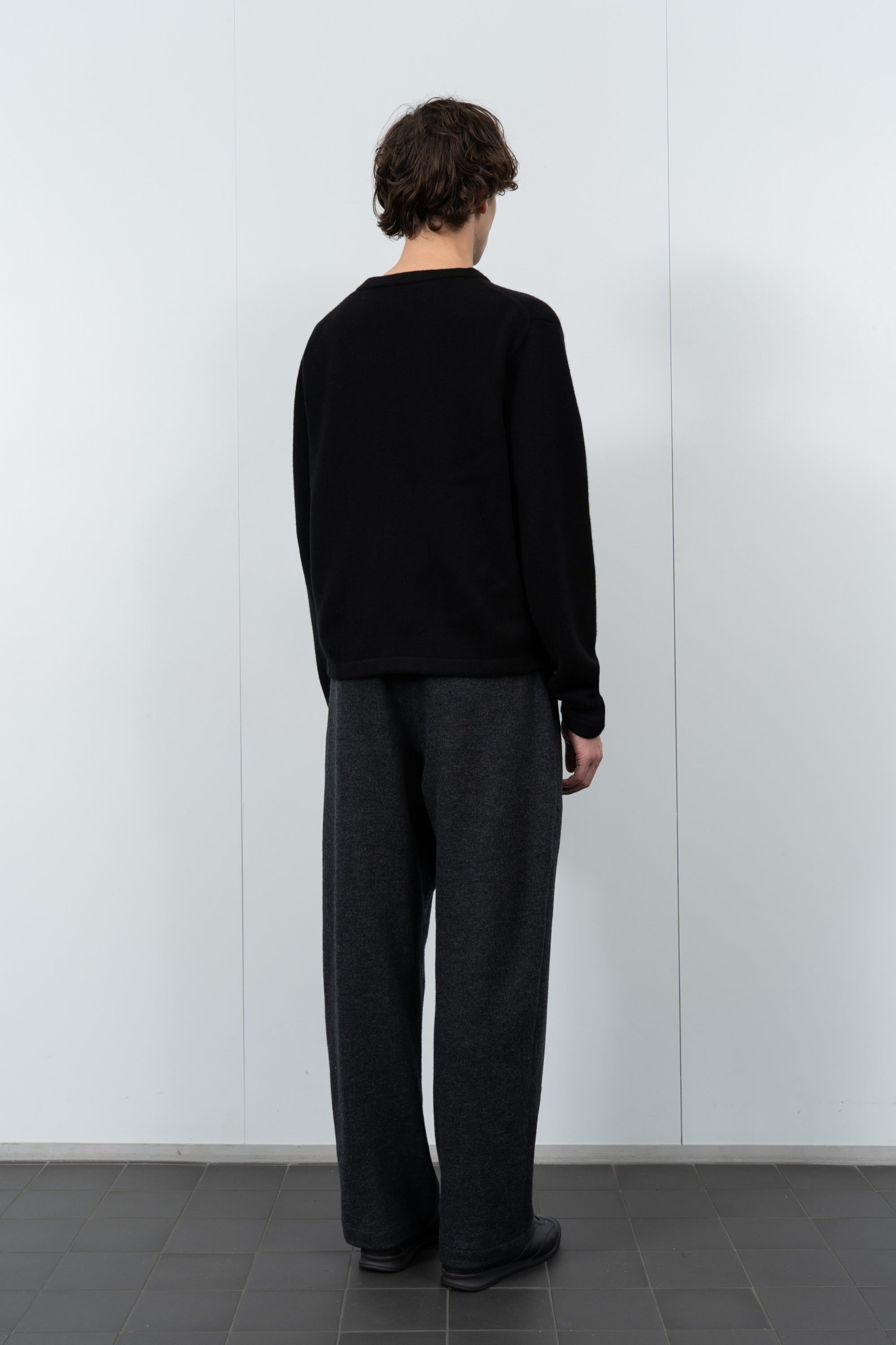 WOOL CASHMERE SWEATER - BLACK