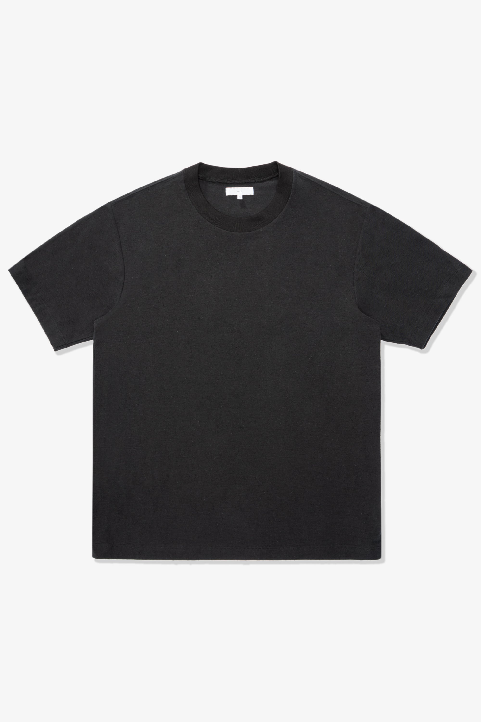 Full-length flat-lay photo of LW160 Nep T-shirt