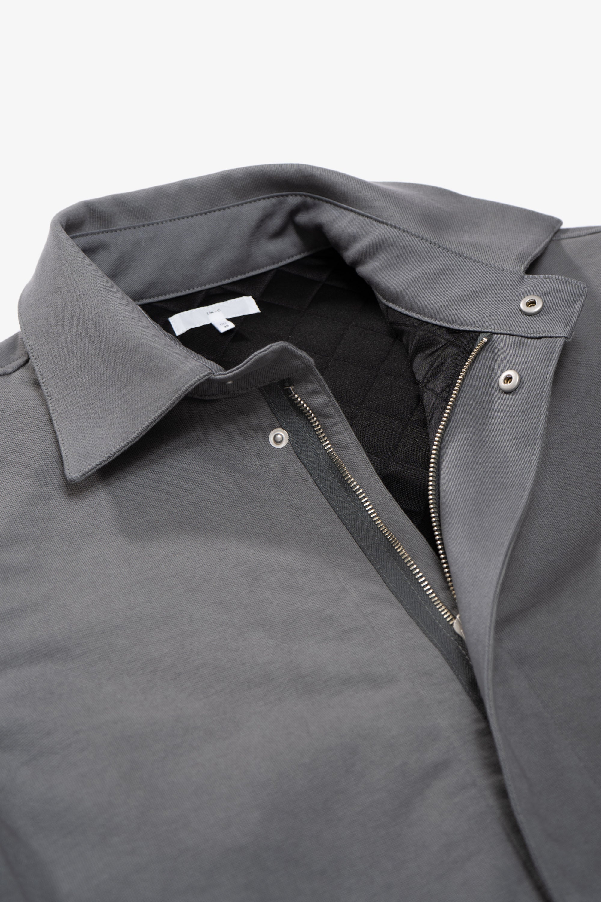 Front zipper detail of LW1985 Padded Work Jacket