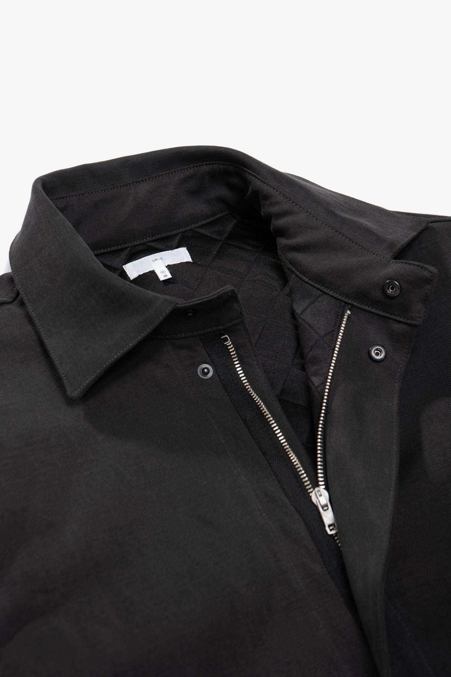 Front zipper detail of LW1985 Padded Work Jacket